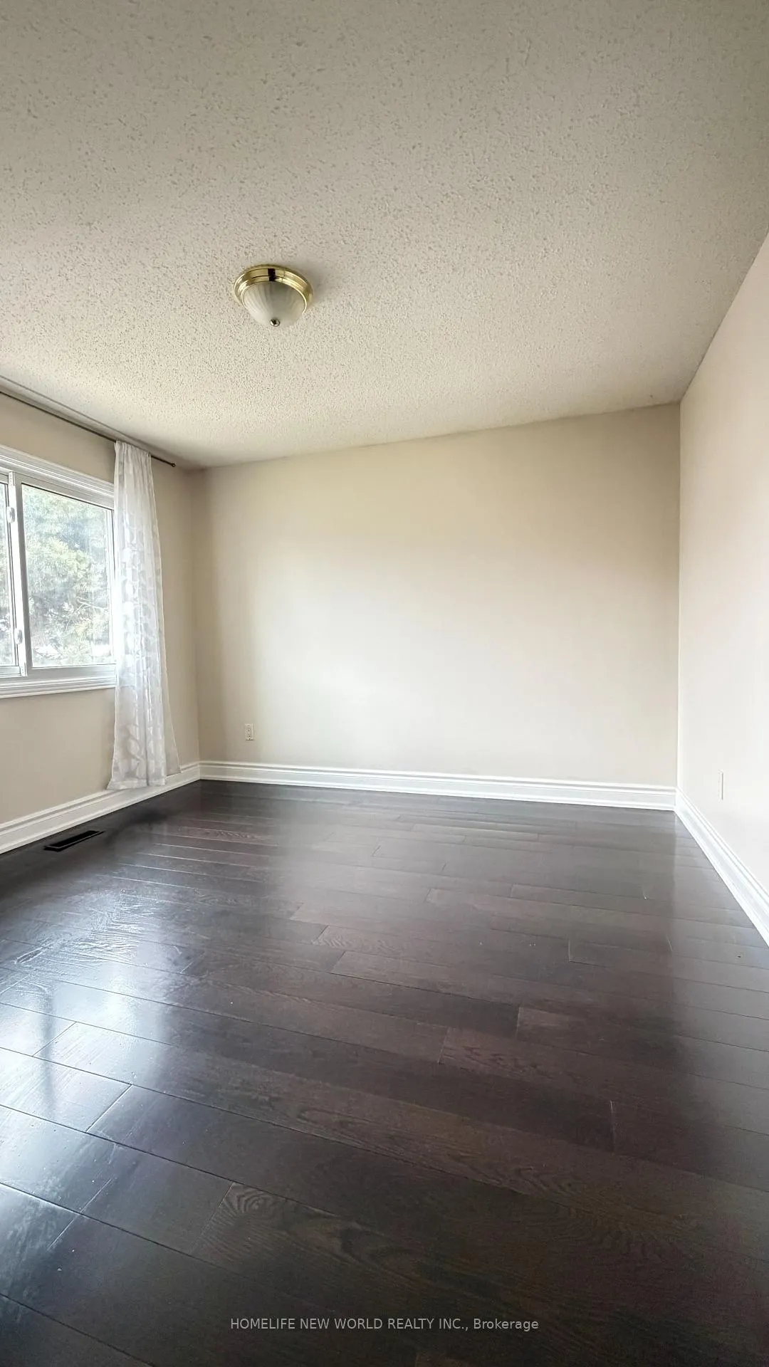 Photo 12 of 149 Huntington Park Drive, Markham, Thornlea — HOMEH