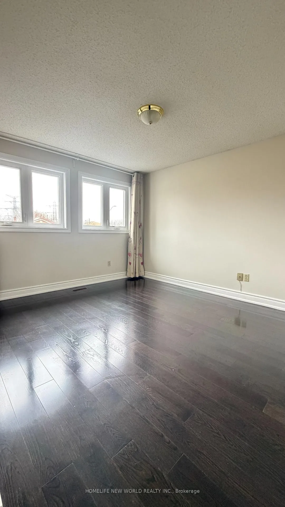 Photo 13 of 149 Huntington Park Drive, Markham, Thornlea — HOMEH