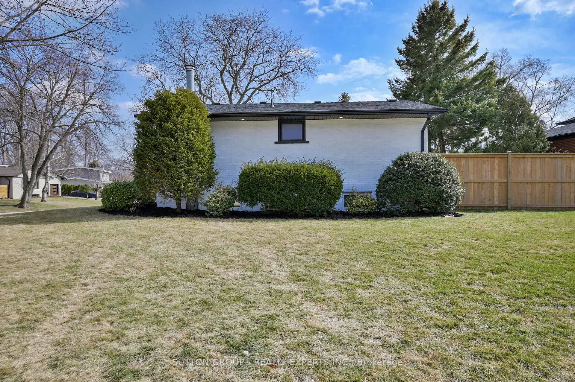 Photo 34 of 1484 Moss Glen Road, Burlington, Mountainside — HOMEH