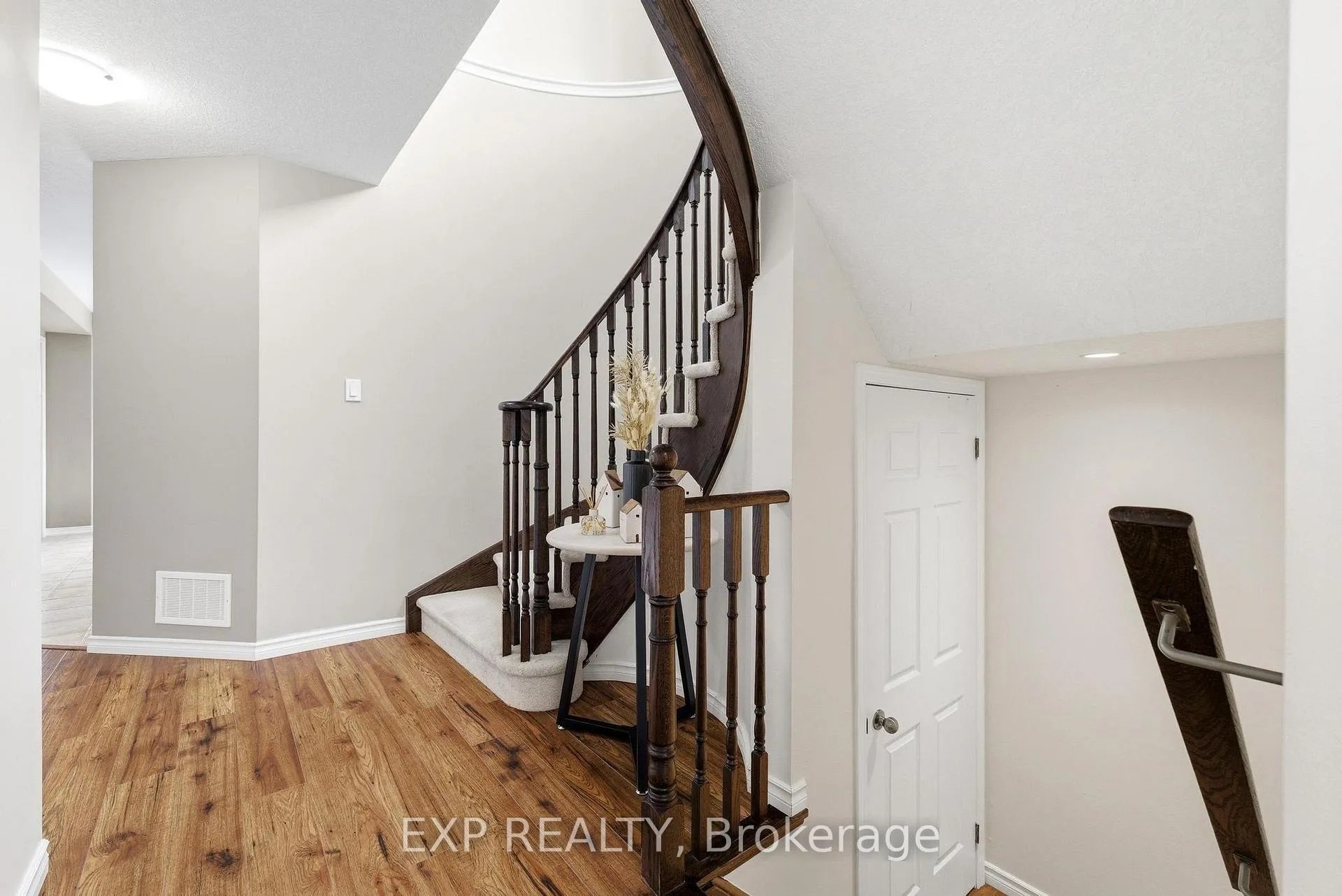 Photo 18 of 140 Starlight Avenue, Woolwich, Breslau — HOMEH