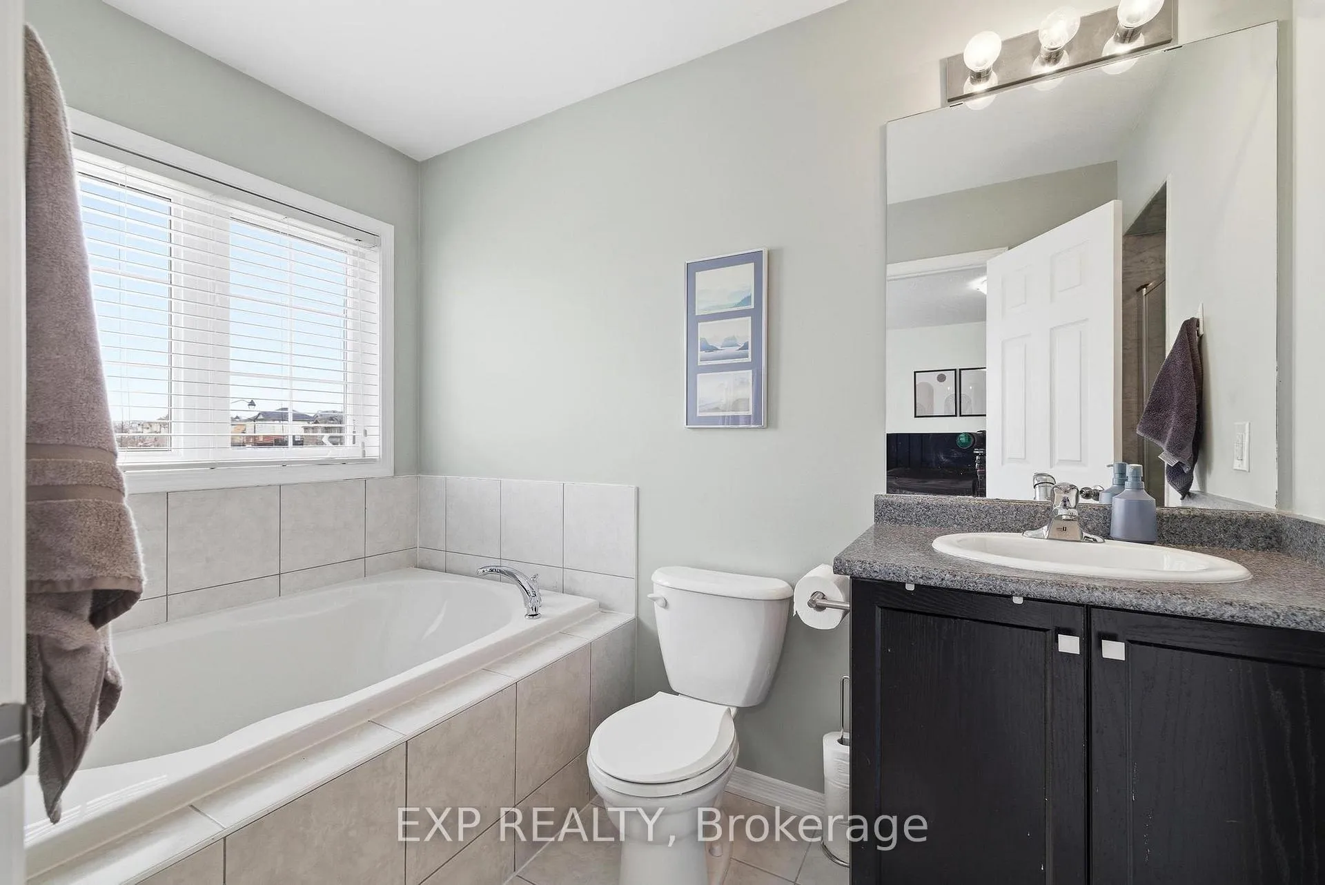 Photo 44 of 140 Starlight Avenue, Woolwich, Breslau — HOMEH