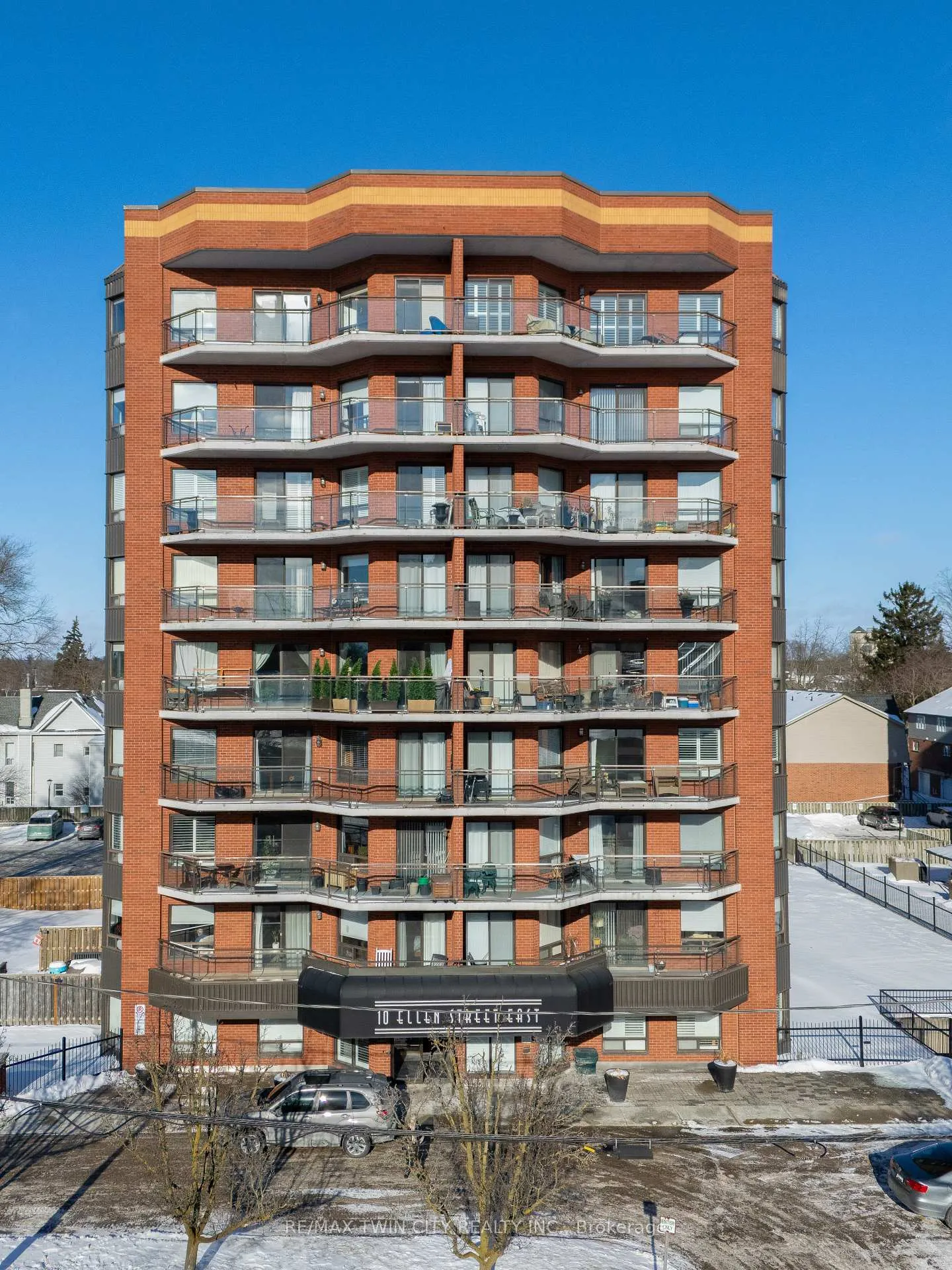 Photo 2 of Unit 901, 10 Ellen Street E, Kitchener — HOMEH