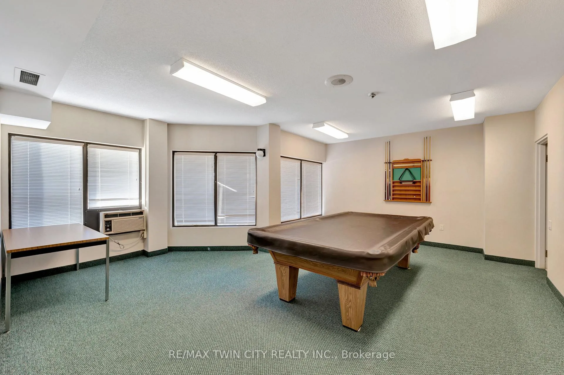 Photo 27 of Unit 901, 10 Ellen Street E, Kitchener — HOMEH