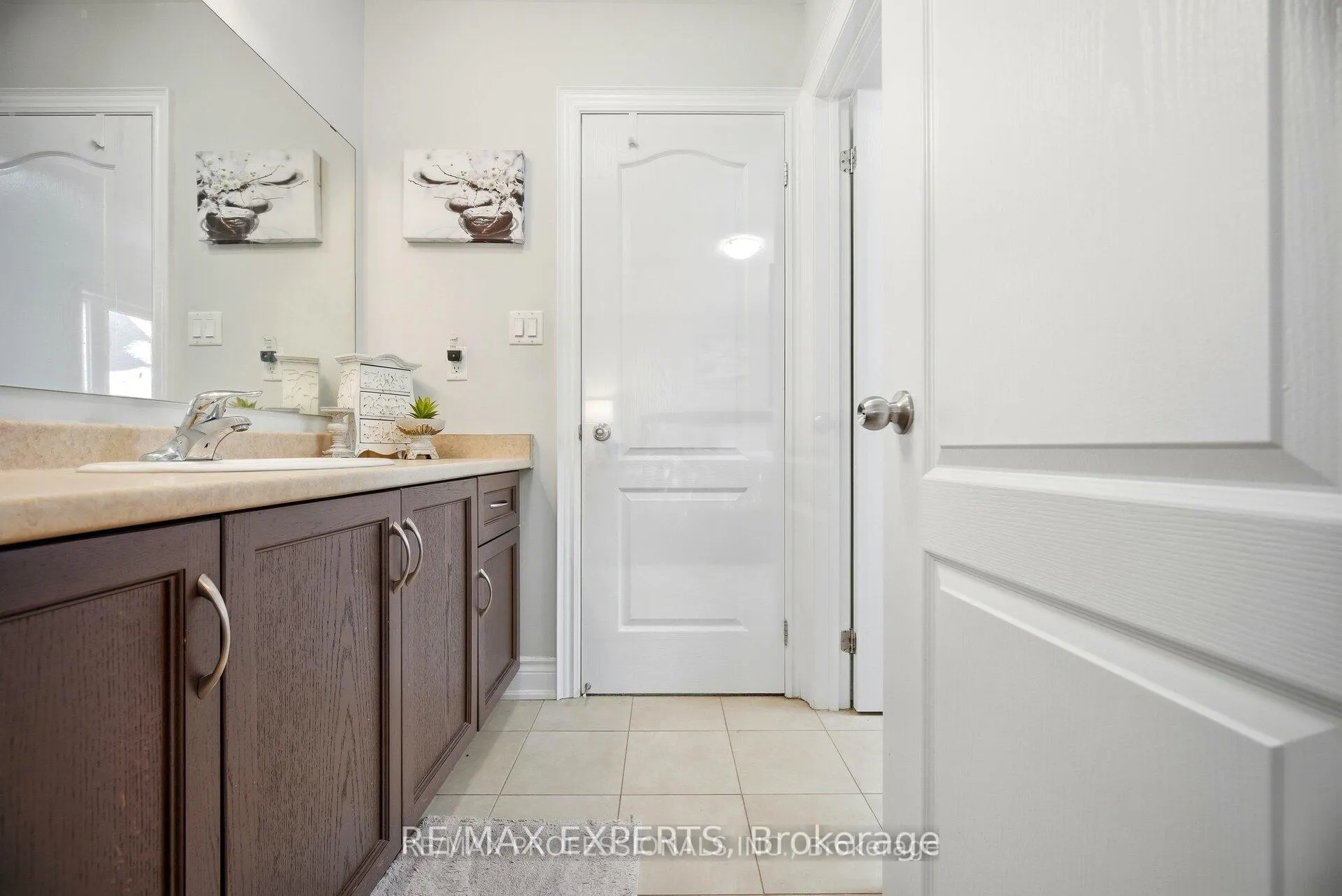 Photo 36 of 5 Mugford Crescent, Brampton, Bram West — HOMEH