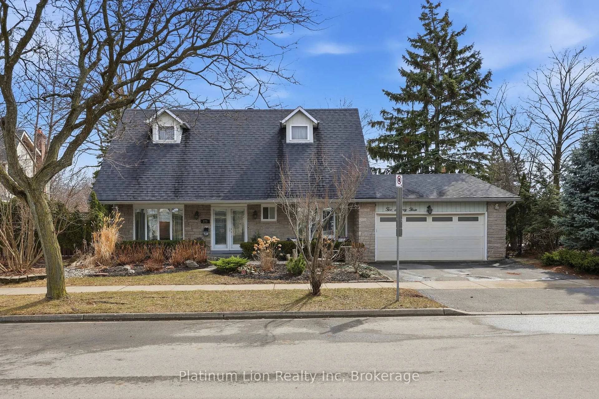 Photo 1 of 273 Bryant Crescent, Burlington, Appleby — HOMEH