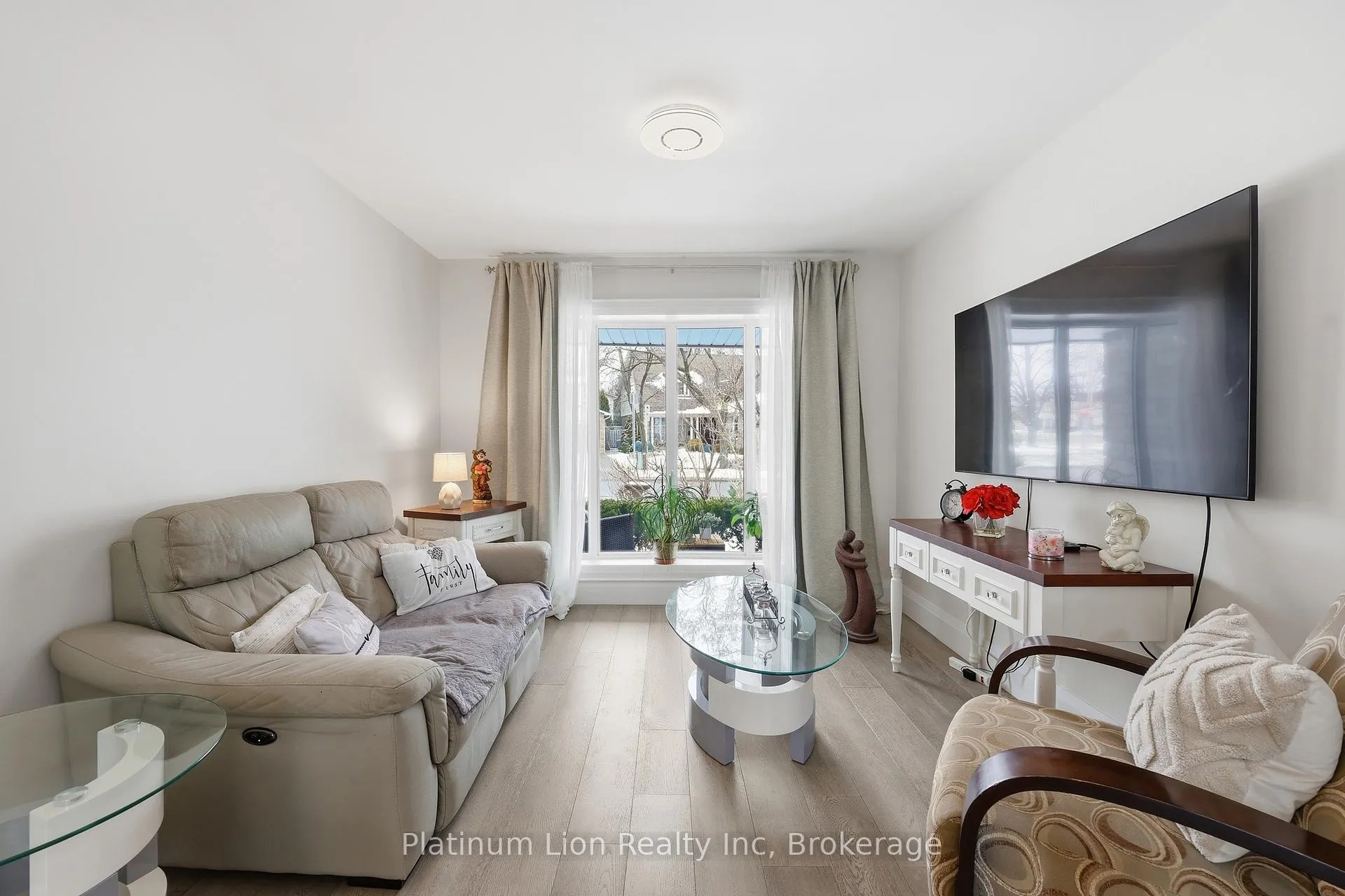 Photo 19 of 273 Bryant Crescent, Burlington, Appleby — HOMEH