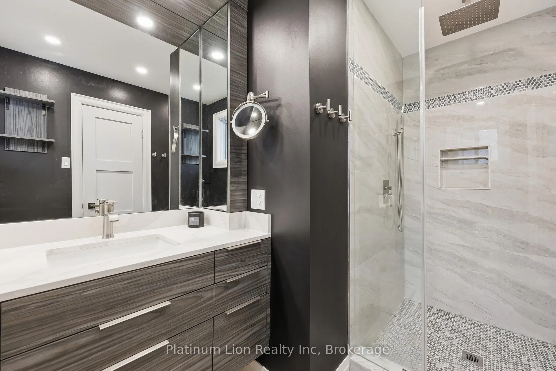 Photo 25 of 273 Bryant Crescent, Burlington, Appleby — HOMEH