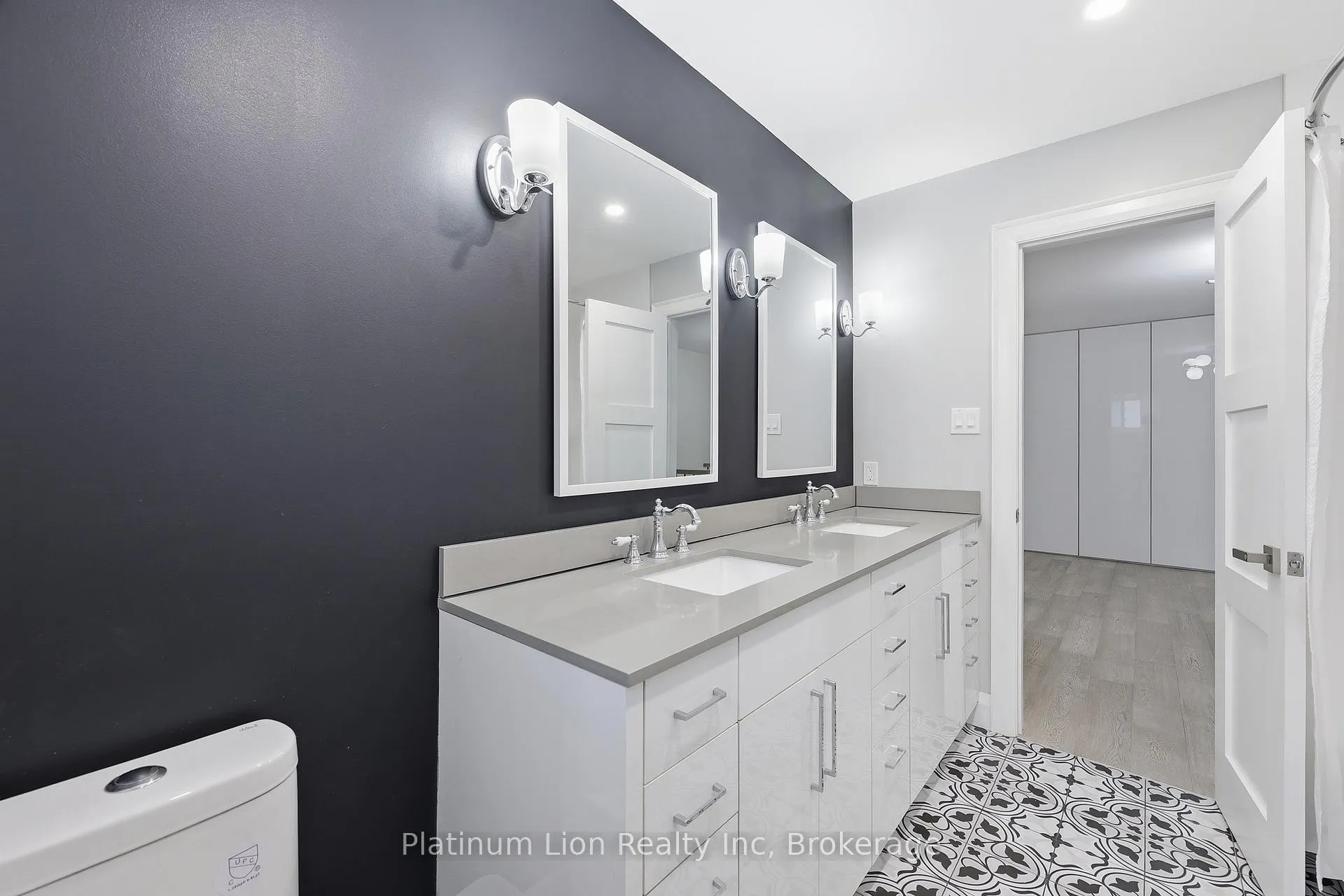 Photo 31 of 273 Bryant Crescent, Burlington, Appleby — HOMEH