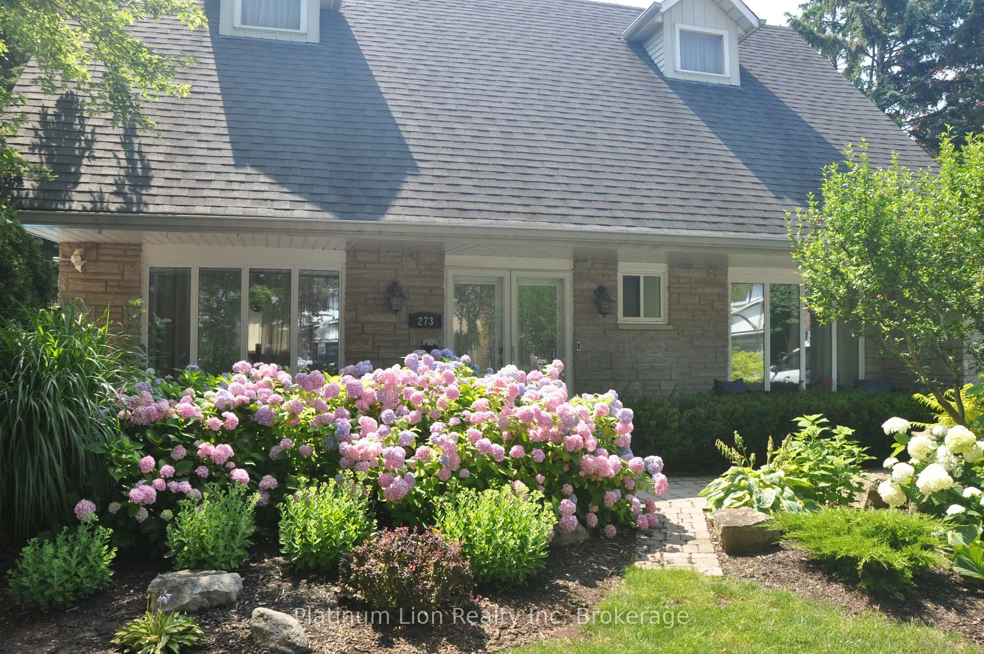 Photo 39 of 273 Bryant Crescent, Burlington, Appleby — HOMEH