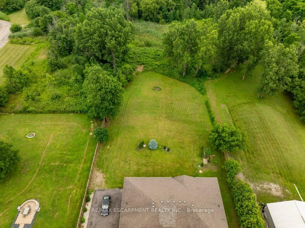 Photo 41 of 2462 No 2 Side Road N, Burlington, Rural Burlington — HOMEH
