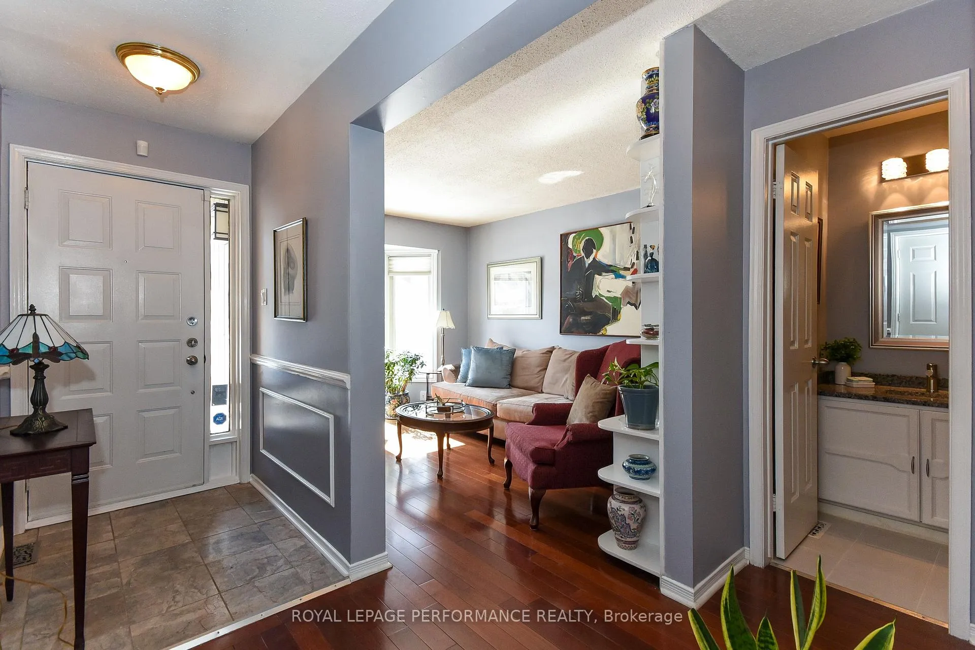 Photo 13 of 77 Versailles Private, Ottawa, Hunt Club Woods — HOMEH