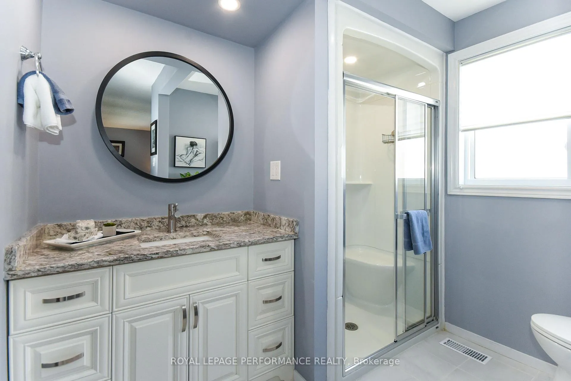 Photo 25 of 77 Versailles Private, Ottawa, Hunt Club Woods — HOMEH