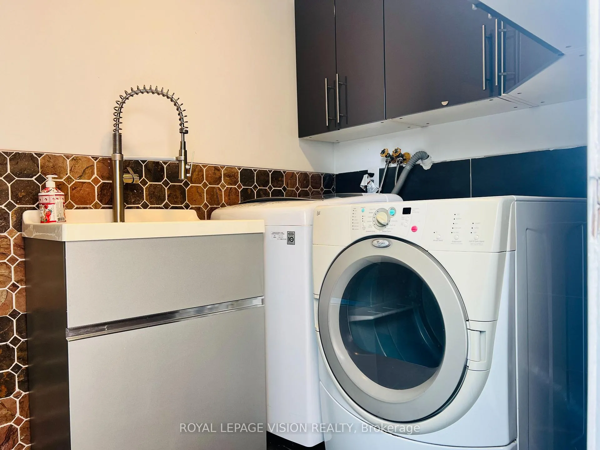 Photo 24 of Unit Basement, 263 Wright Crescent, Ajax, Central — HOMEH