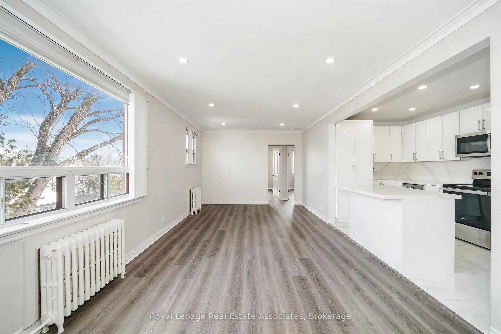 Photo 5 of Unit 6, 485 Mortimer Avenue, Toronto, Danforth Village-East York — HOMEH