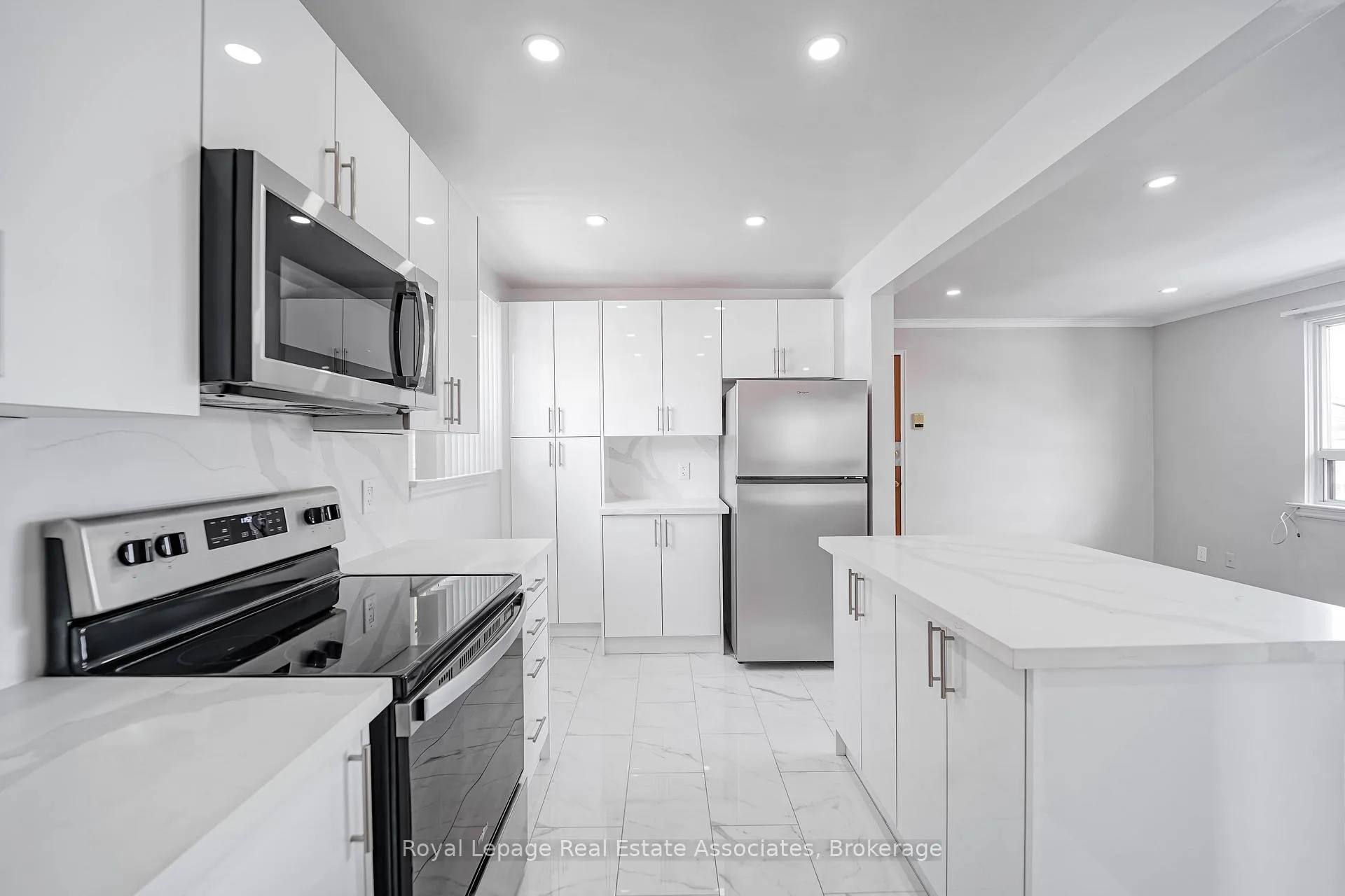 Photo 13 of Unit 6, 485 Mortimer Avenue, Toronto, Danforth Village-East York — HOMEH
