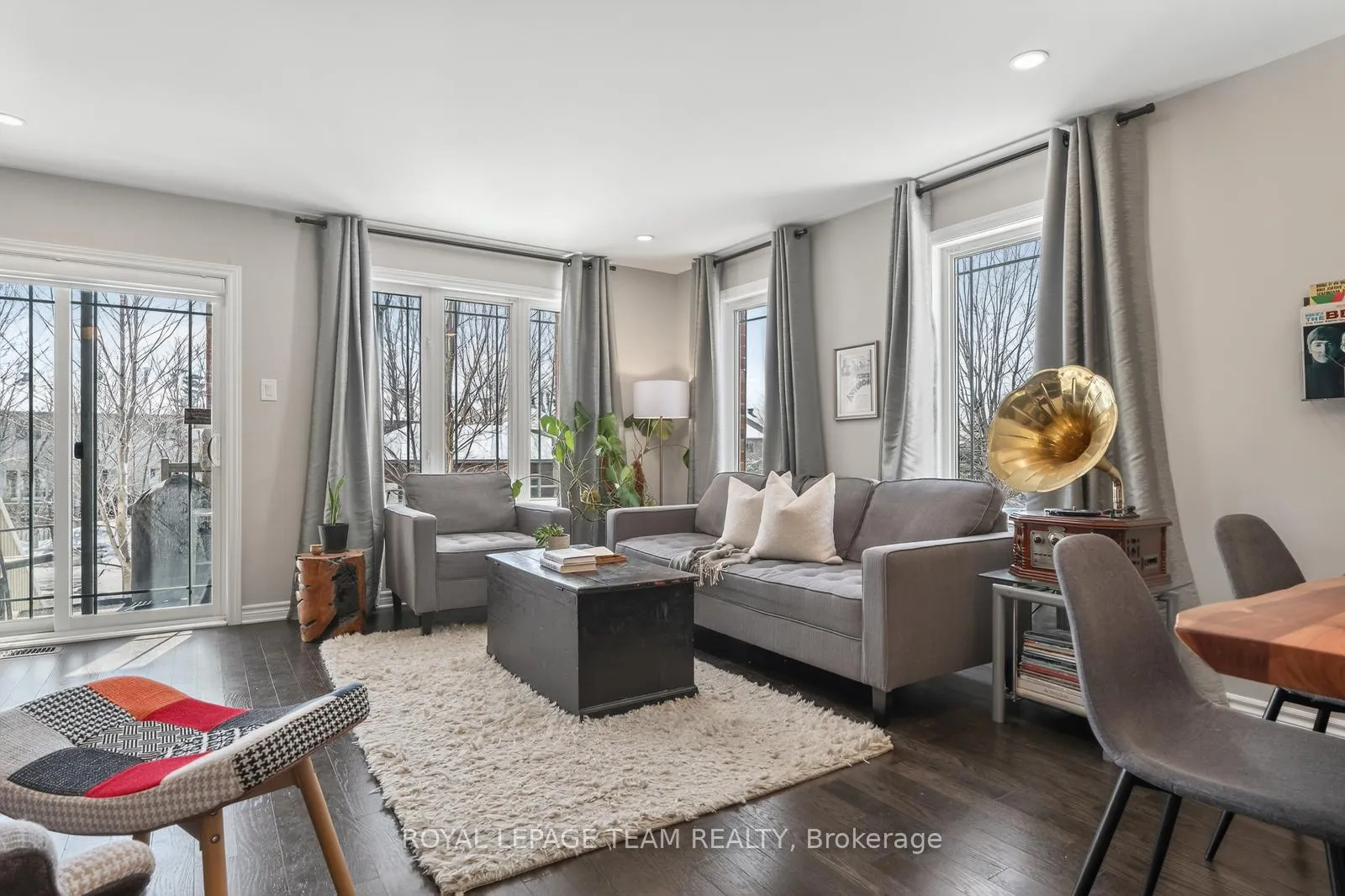 Photo 4 of 602 Danaca Private, Ottawa, Carson Meadows — HOMEH