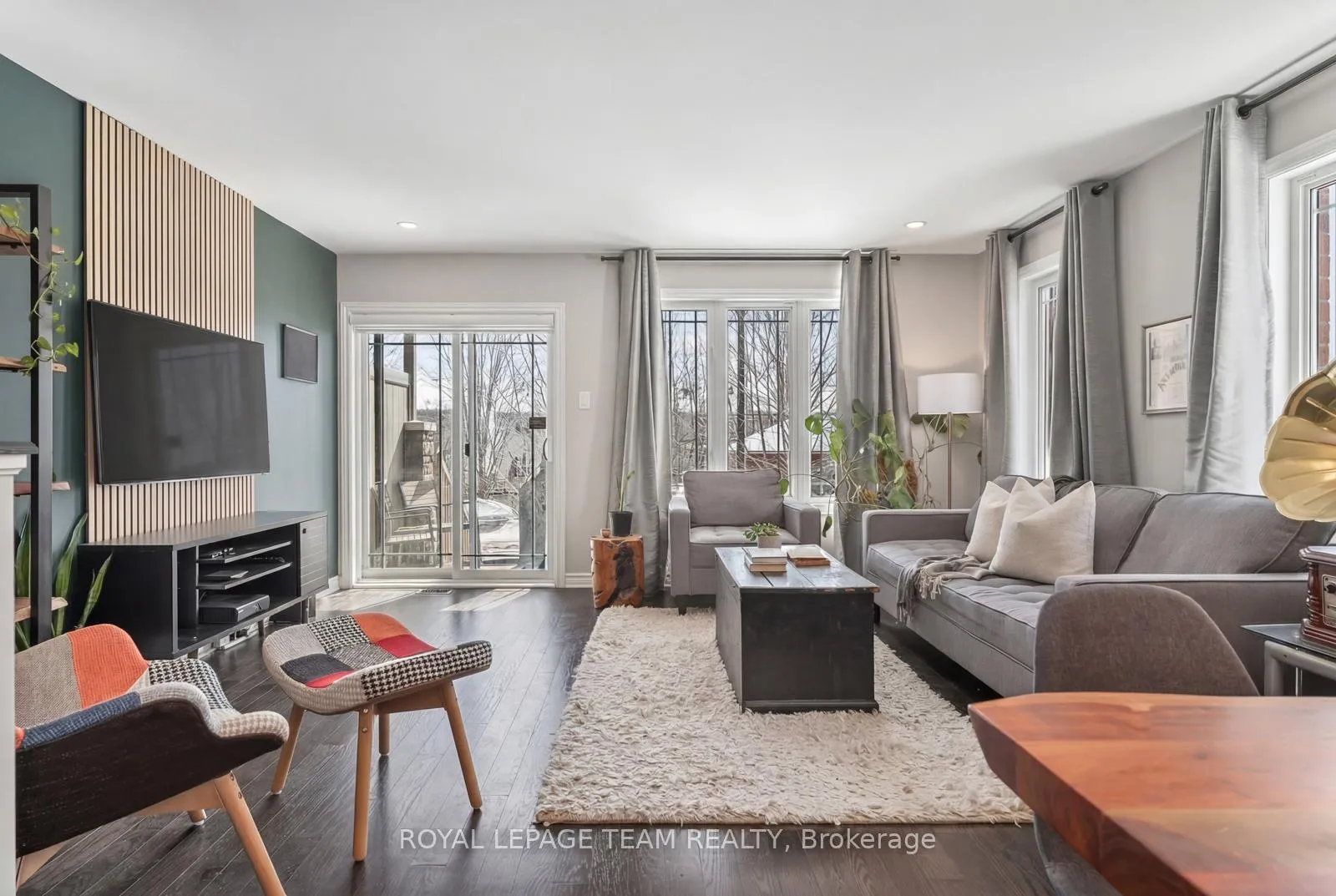 Photo 5 of 602 Danaca Private, Ottawa, Carson Meadows — HOMEH