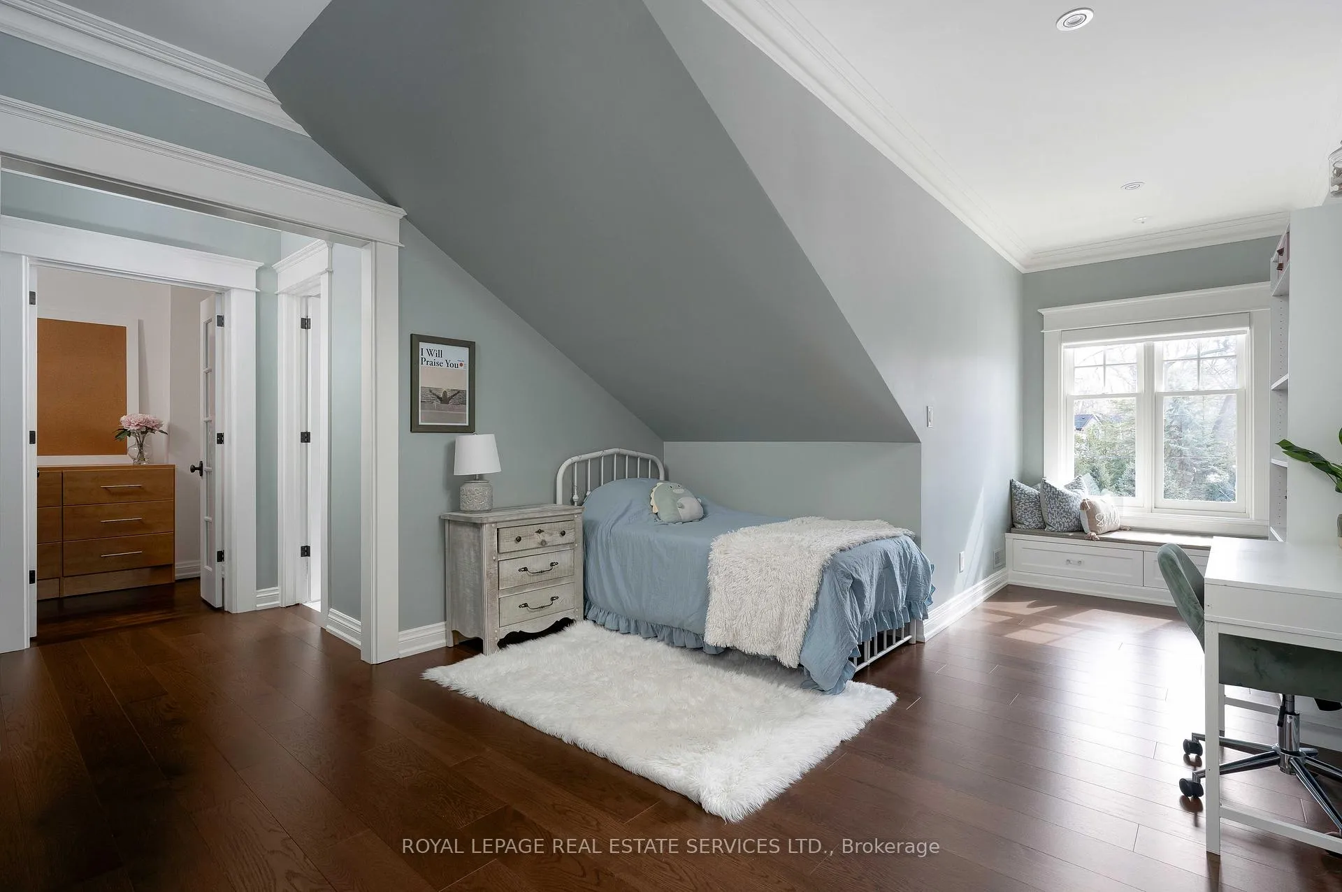 Photo 40 of 1097 Birchview Avenue, Oakville, Morrison — HOMEH