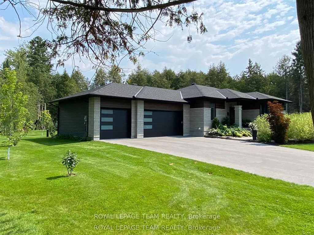 Photo 2 of 295 Ridgemont Drive, Beckwith, Beckwith Twp — HOMEH