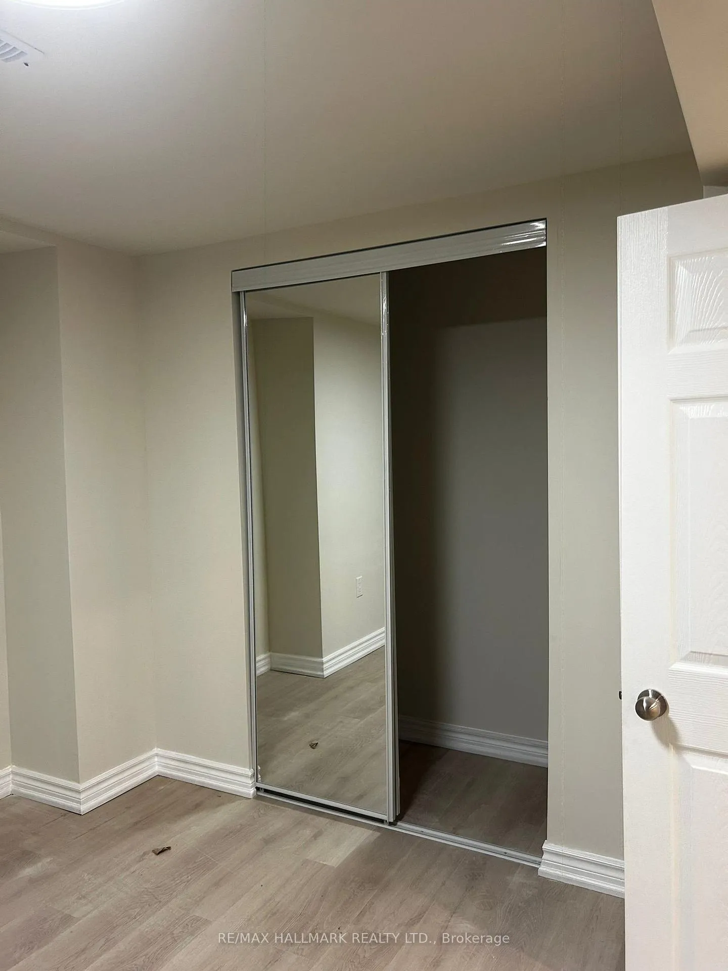 Photo 8 of Unit #1BedBsmnt, 52 Nisbet Drive, Aurora, Aurora Highlands — HOMEH