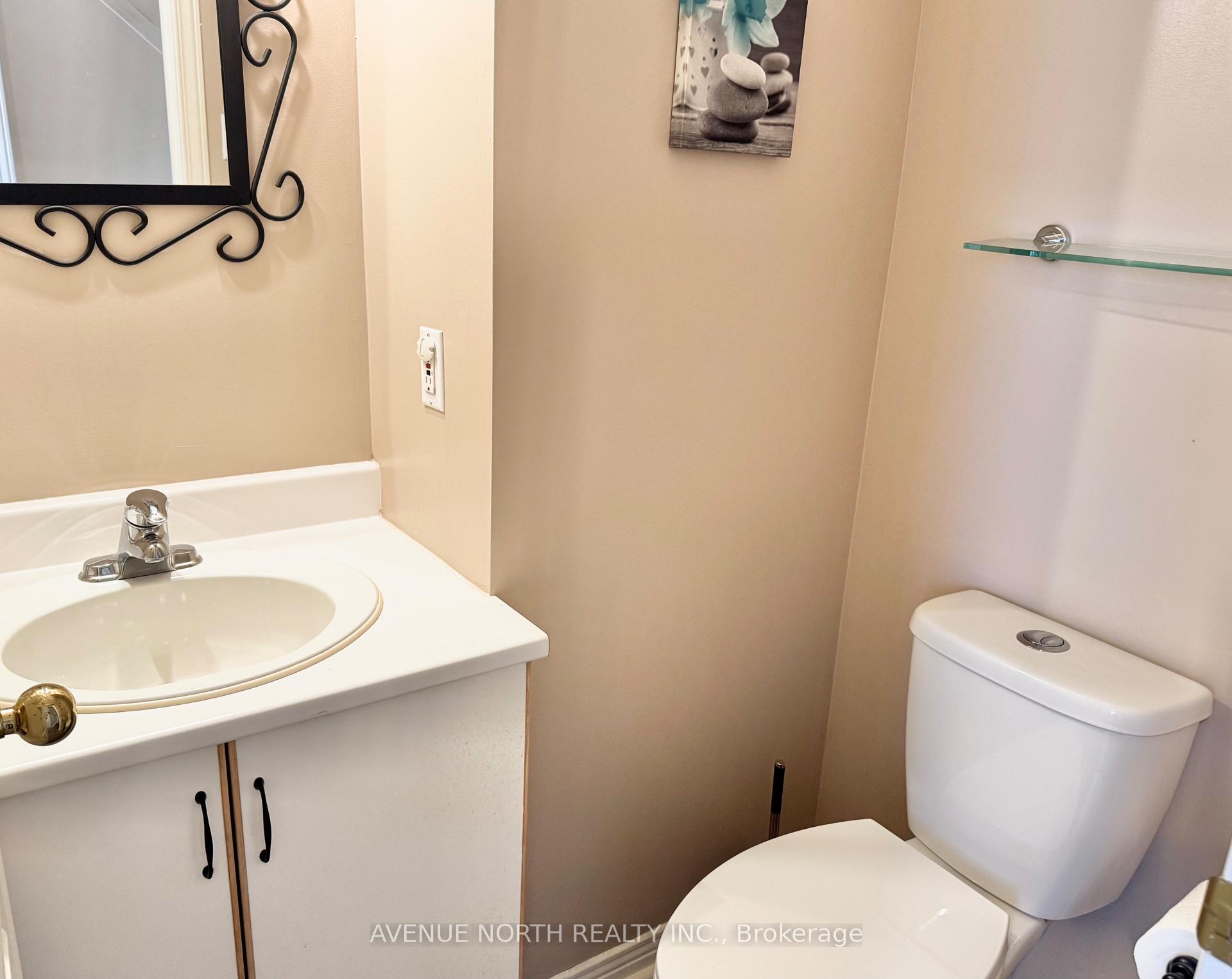 Photo 4 of 38 Bridgestone Drive, Ottawa, Kanata - Emerald Meadows/Trailwest — HOMEH