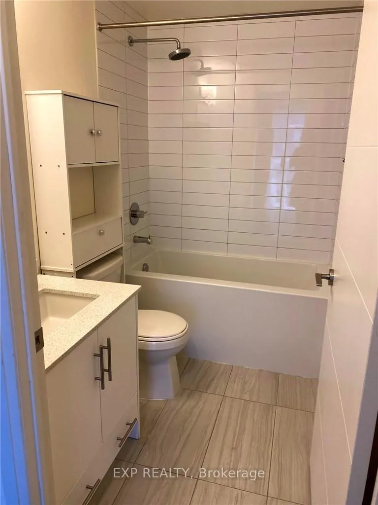 Photo 8 of Unit 1831, 460 Adelaide Street E, Toronto, Moss Park — HOMEH