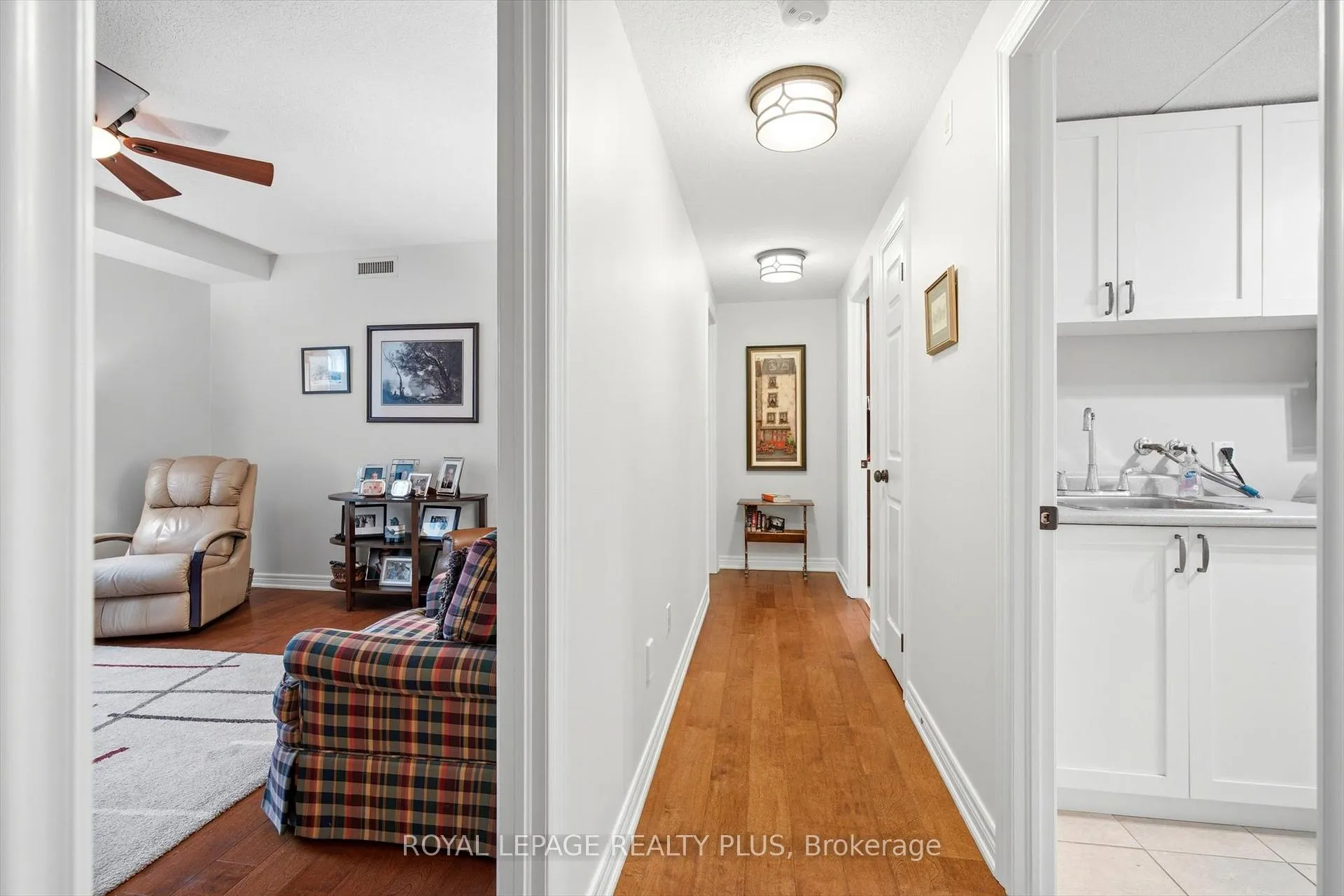 Photo 22 of Unit 305, 390 Upper Middle Road E, Oakville, Falgarwood — HOMEH
