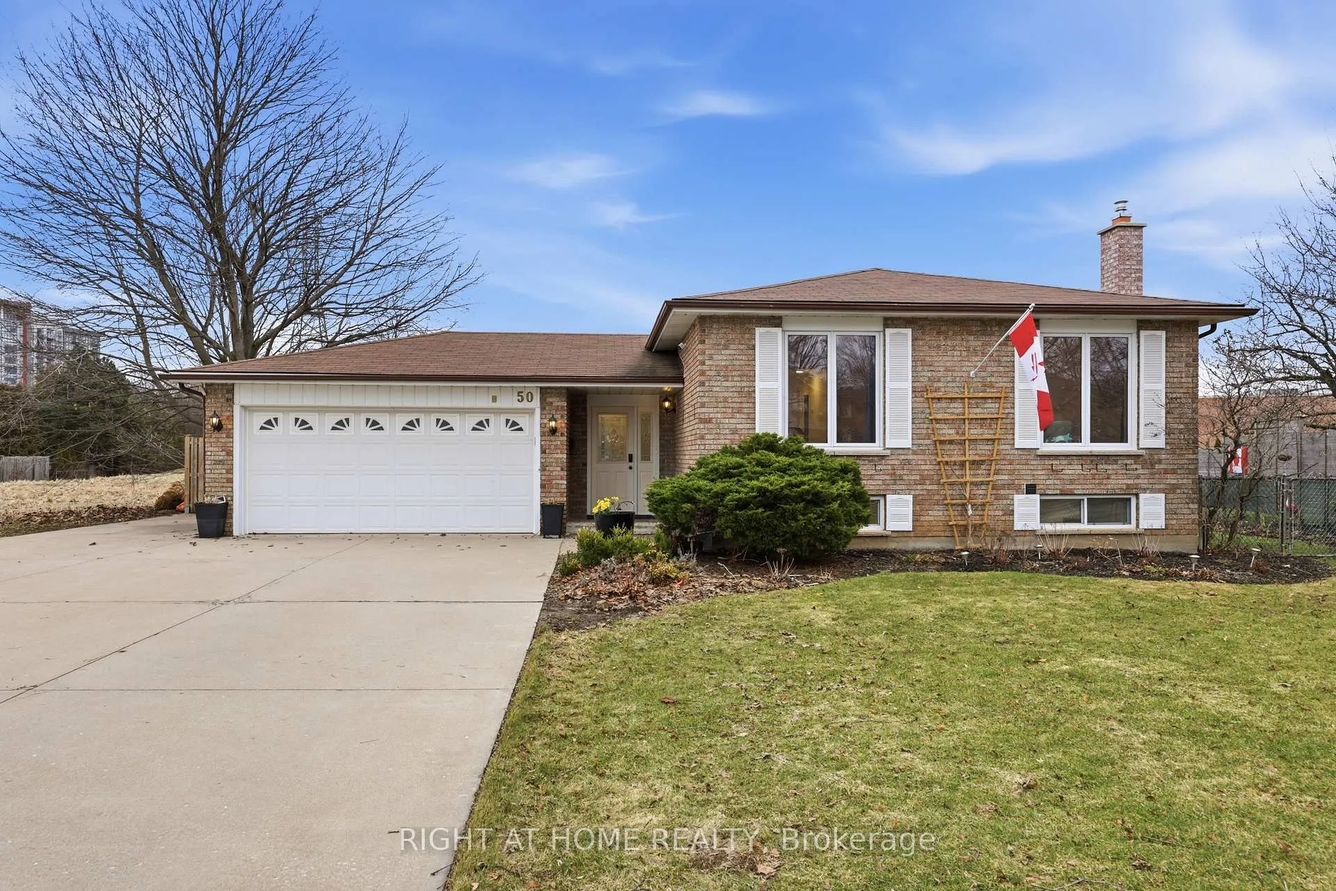 Photo 1 of 50 Boulding Avenue, Hamilton, Waterdown — HOMEH