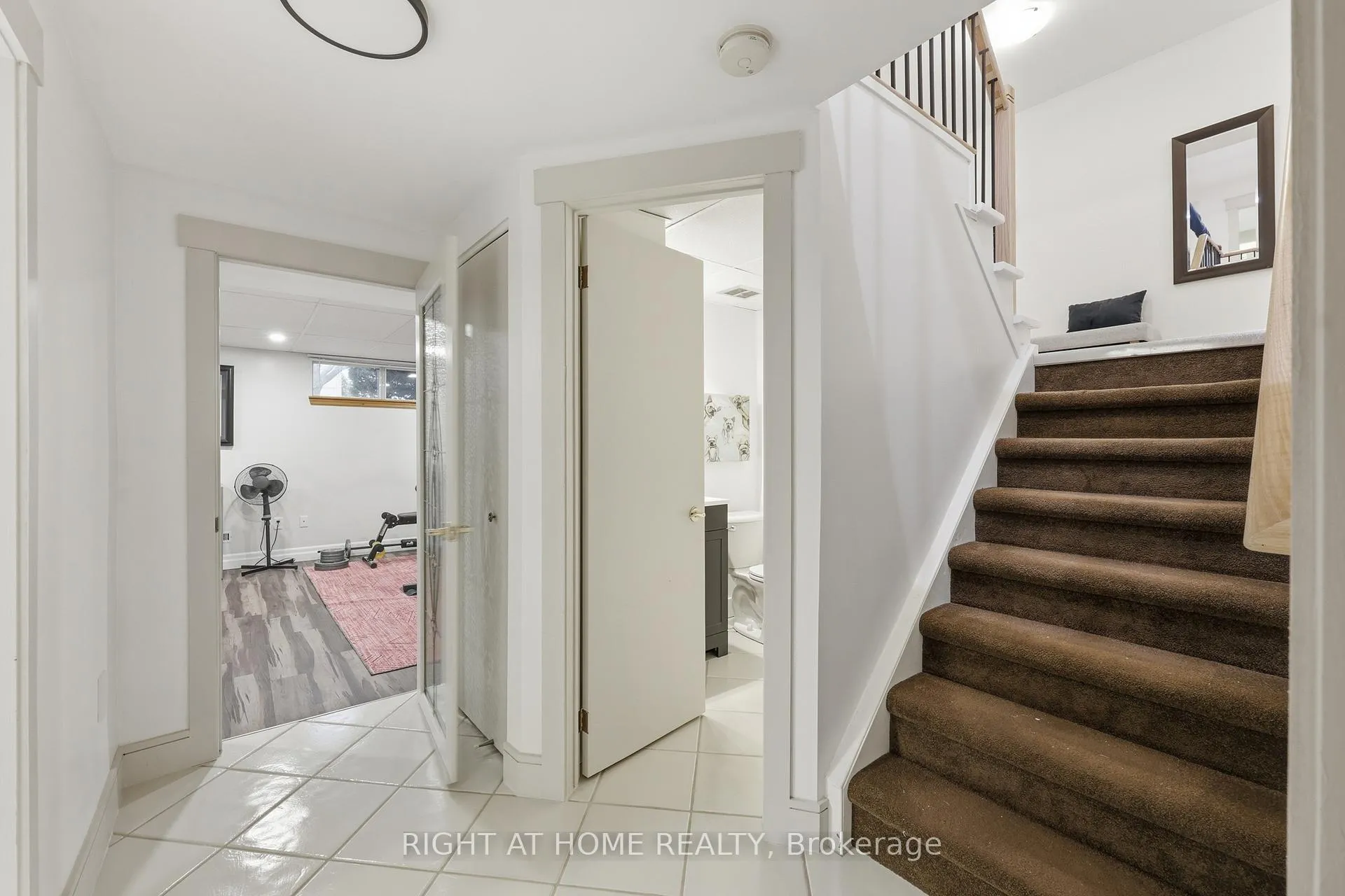 Photo 26 of 50 Boulding Avenue, Hamilton, Waterdown — HOMEH