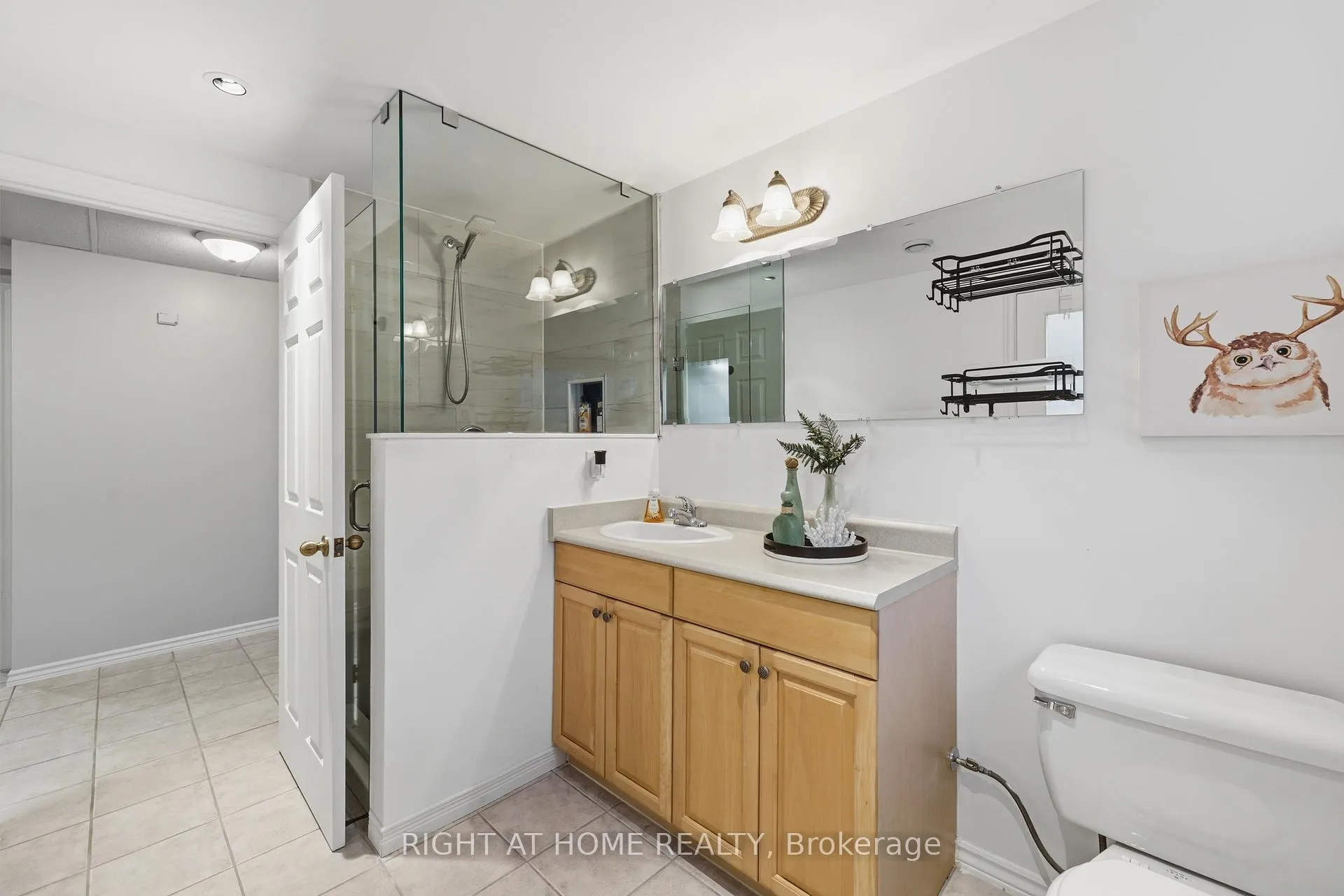 Photo 35 of 50 Boulding Avenue, Hamilton, Waterdown — HOMEH