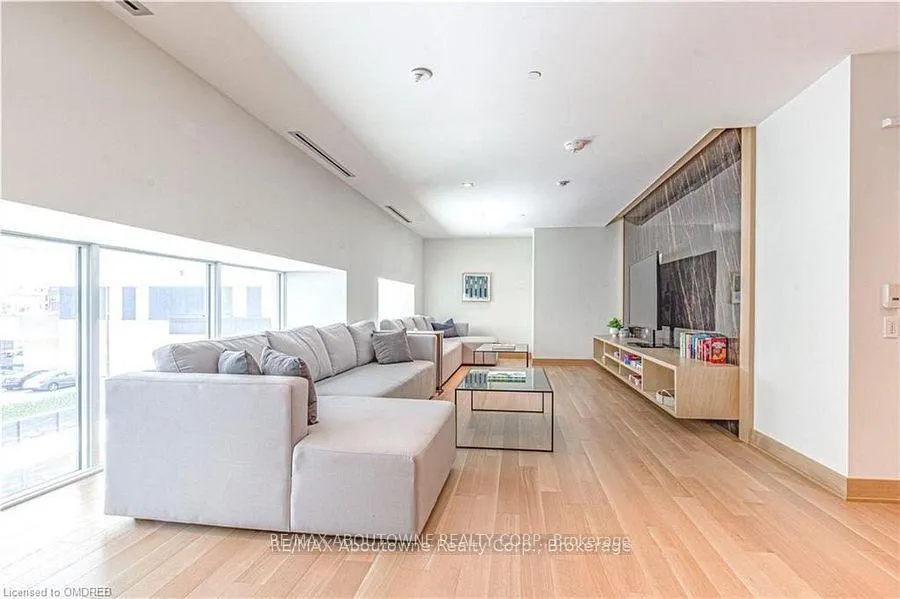Photo 22 of Unit B0822, 133 Bronte Road, Oakville, Bronte — HOMEH