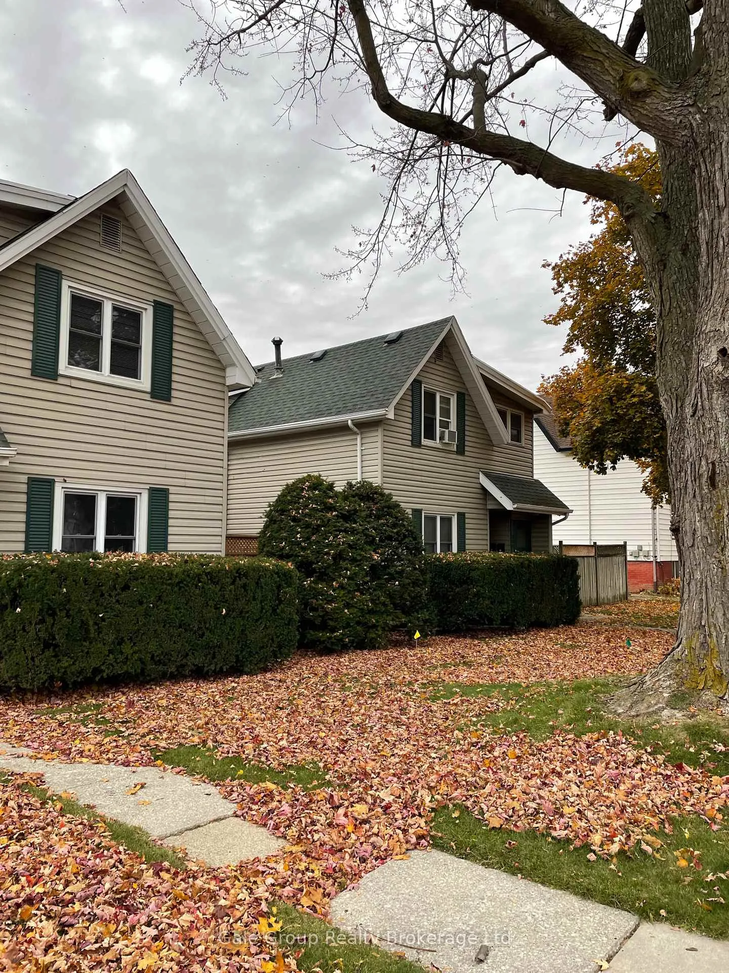 Photo 2 of 224 Lacroix Street, Chatham-Kent, Chatham — HOMEH