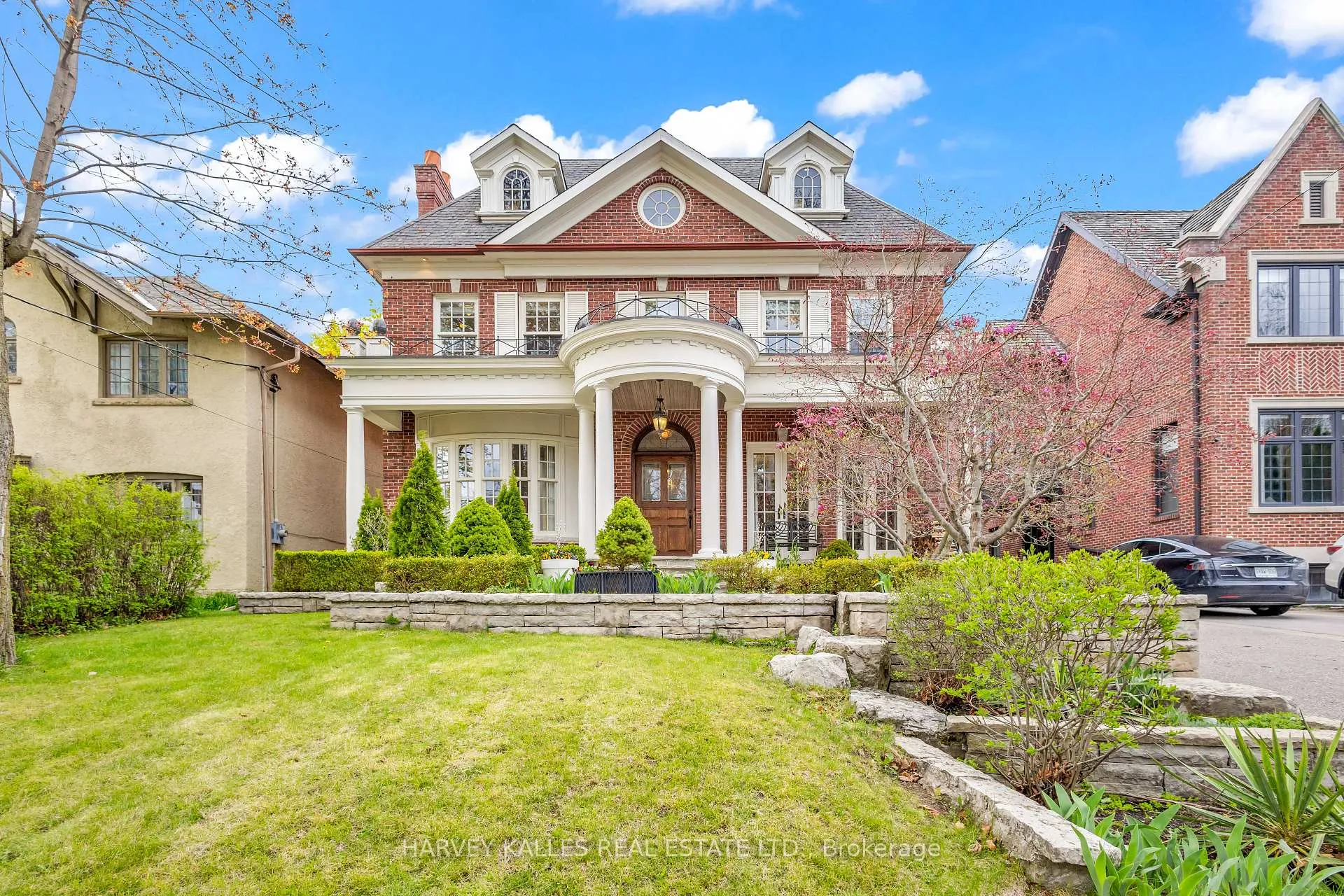 Photo 2 of 104 Dawlish Avenue, Toronto, Lawrence Park South — HOMEH