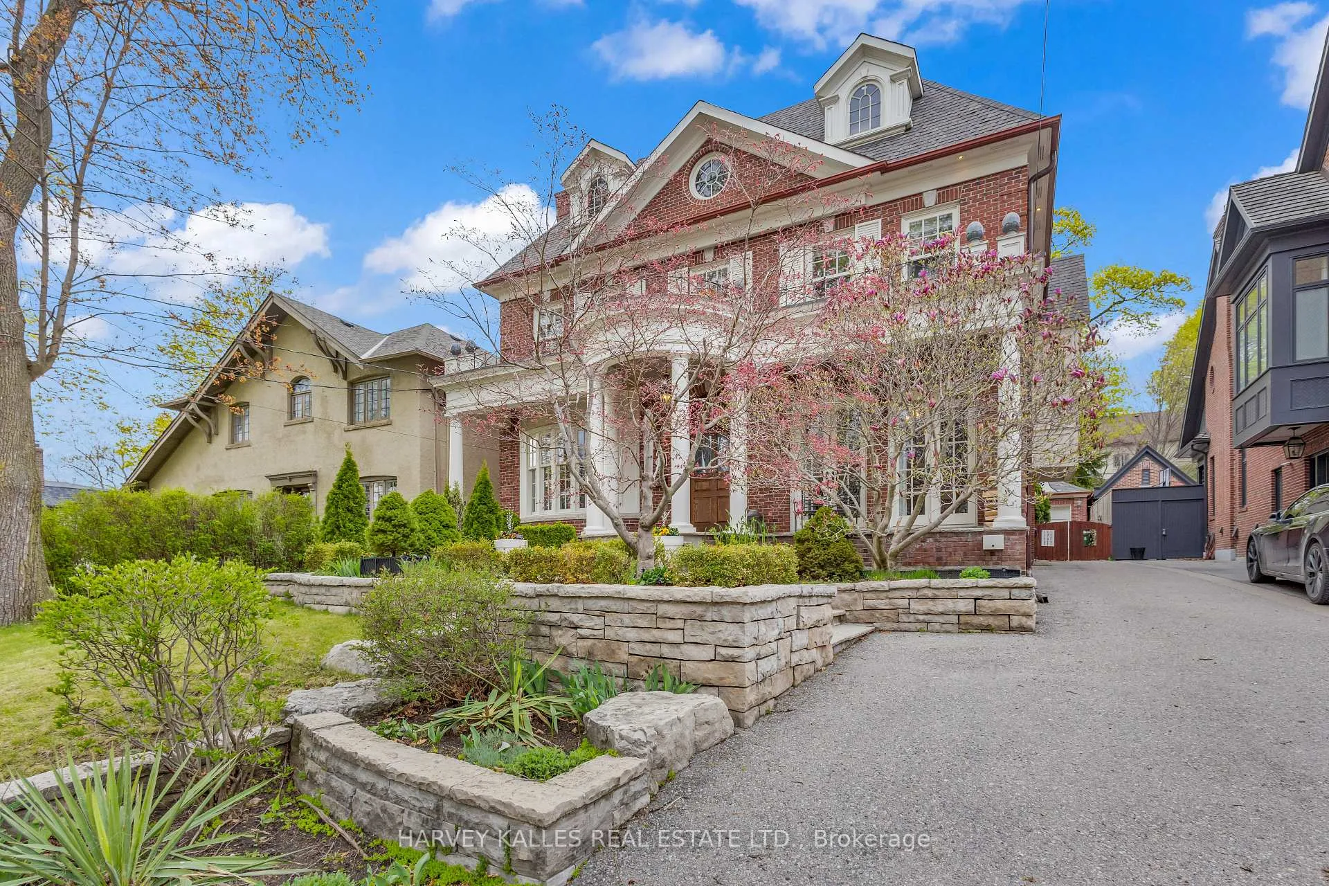Photo 3 of 104 Dawlish Avenue, Toronto, Lawrence Park South — HOMEH