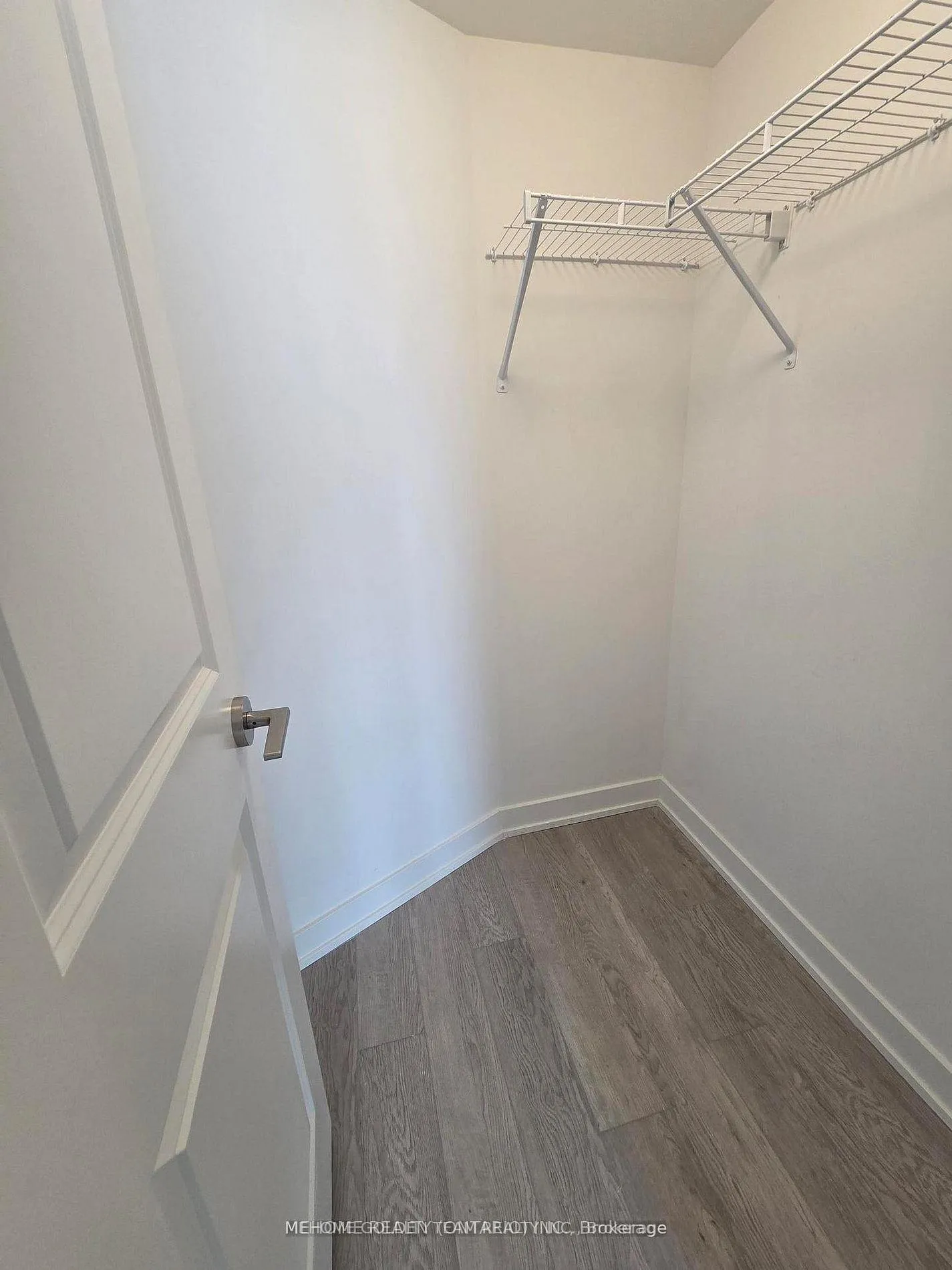 Photo 9 of Unit 1808, 1010 Sandy Beach Road, Pickering, Bay Ridges — HOMEH