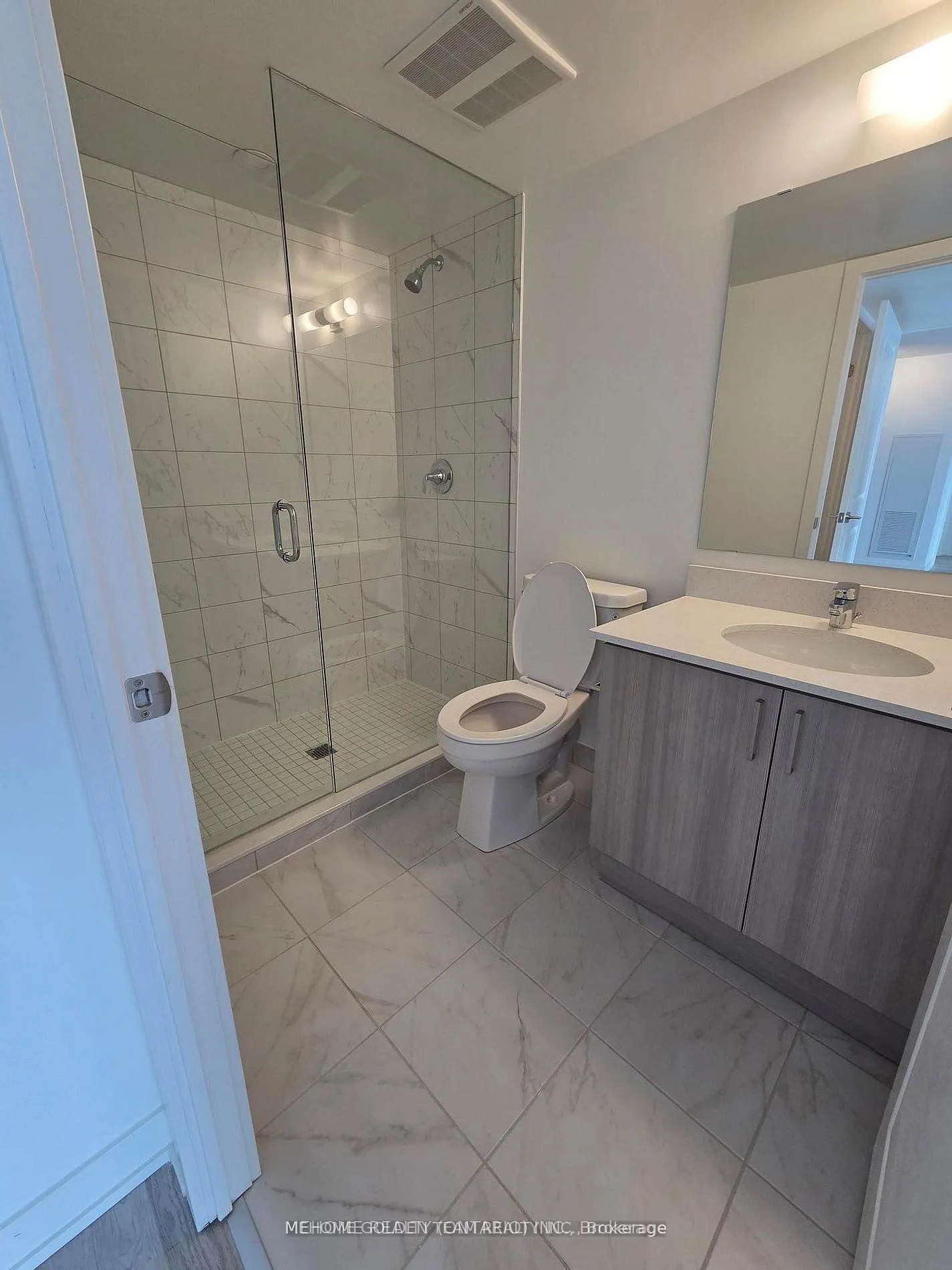 Photo 12 of Unit 1808, 1010 Sandy Beach Road, Pickering, Bay Ridges — HOMEH