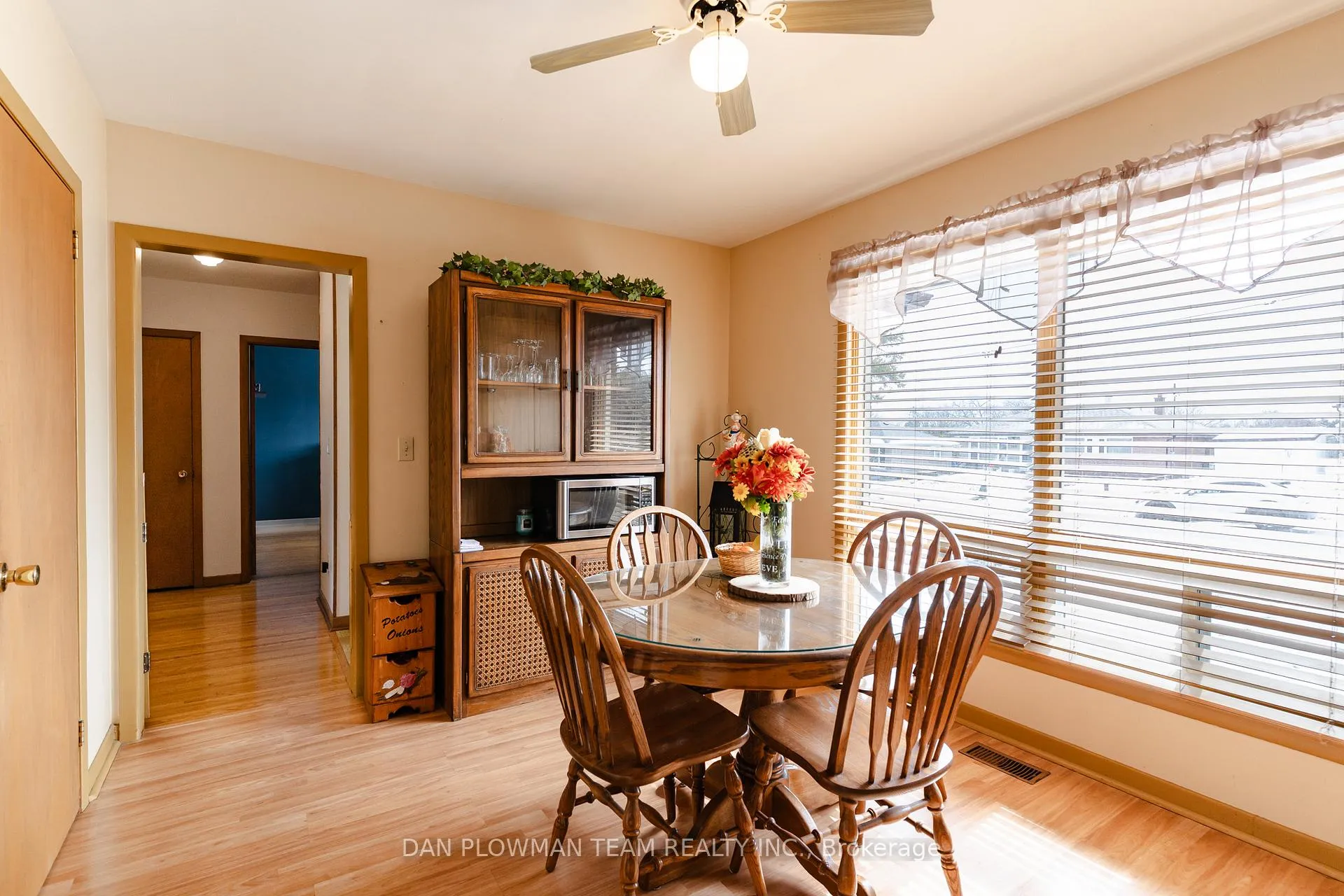 Photo 5 of 742 Chesterton Avenue, Oshawa, Donevan — HOMEH