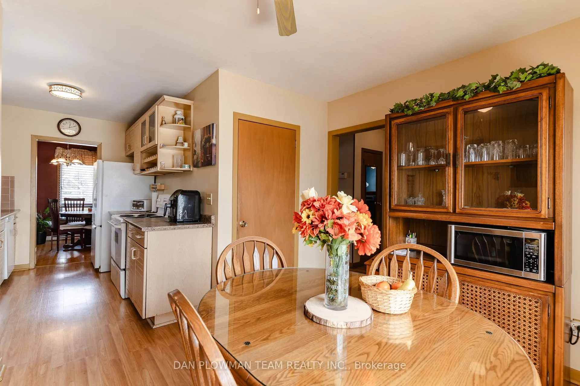 Photo 7 of 742 Chesterton Avenue, Oshawa, Donevan — HOMEH