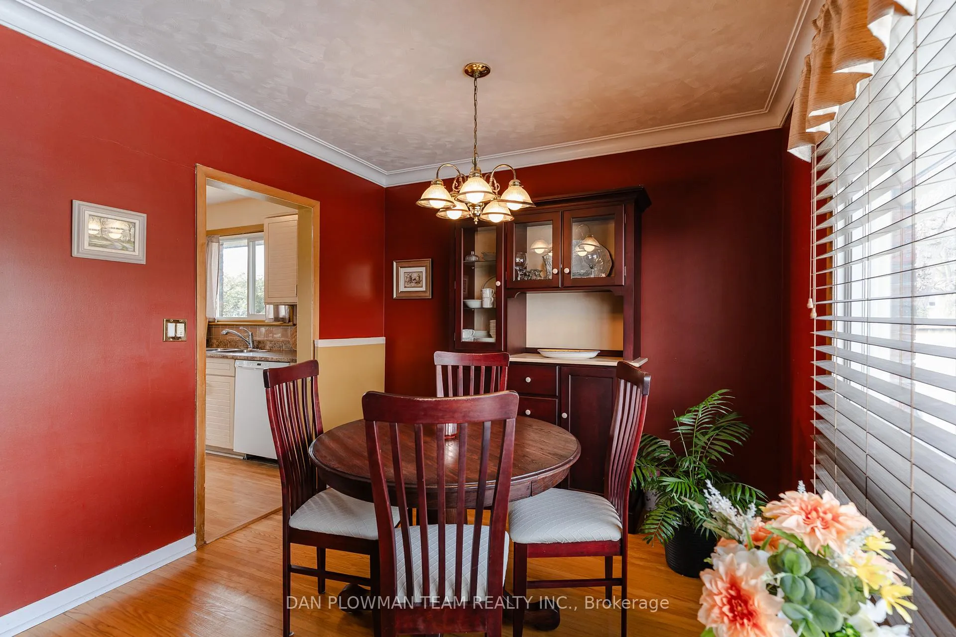 Photo 11 of 742 Chesterton Avenue, Oshawa, Donevan — HOMEH