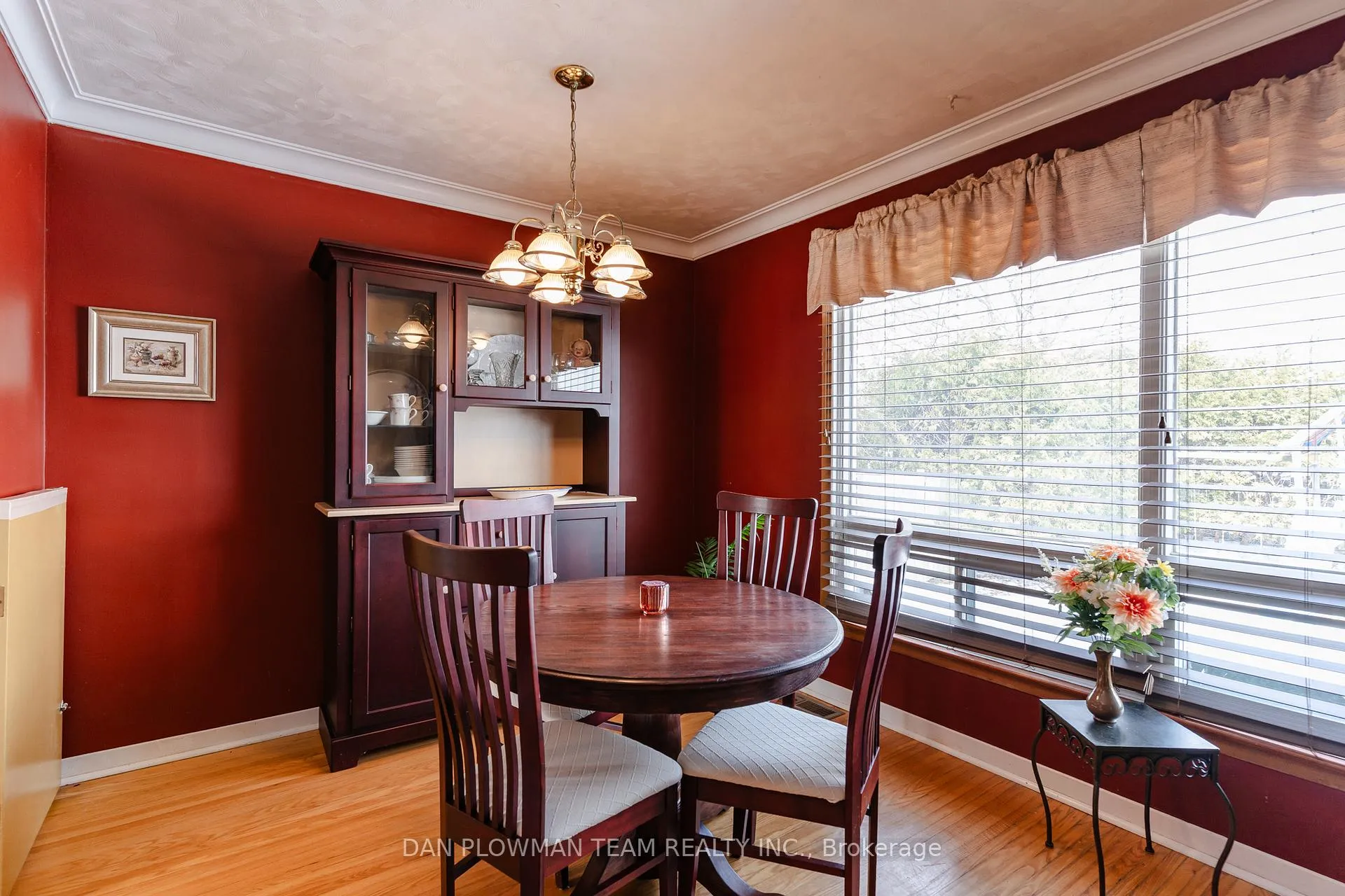 Photo 12 of 742 Chesterton Avenue, Oshawa, Donevan — HOMEH