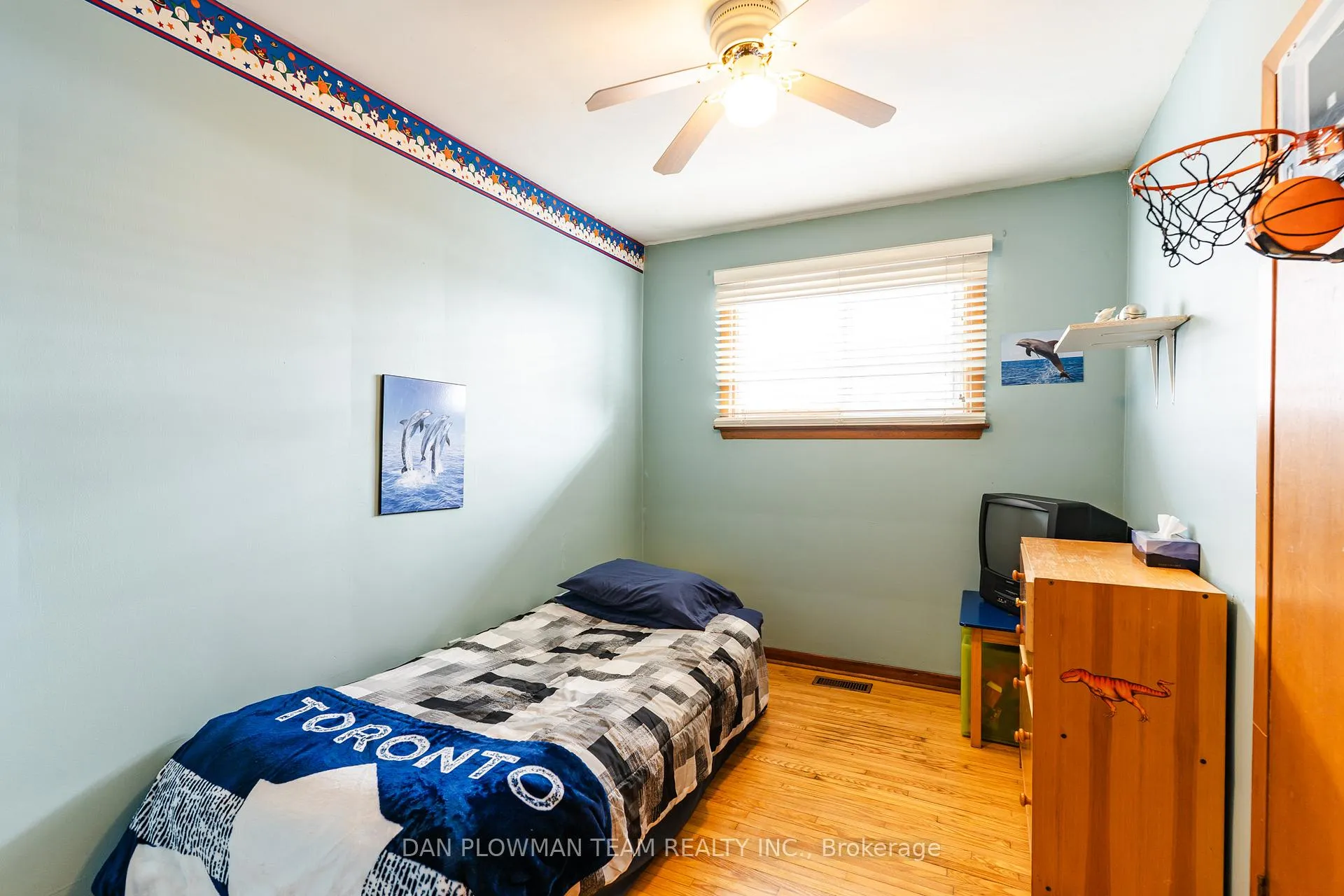Photo 20 of 742 Chesterton Avenue, Oshawa, Donevan — HOMEH