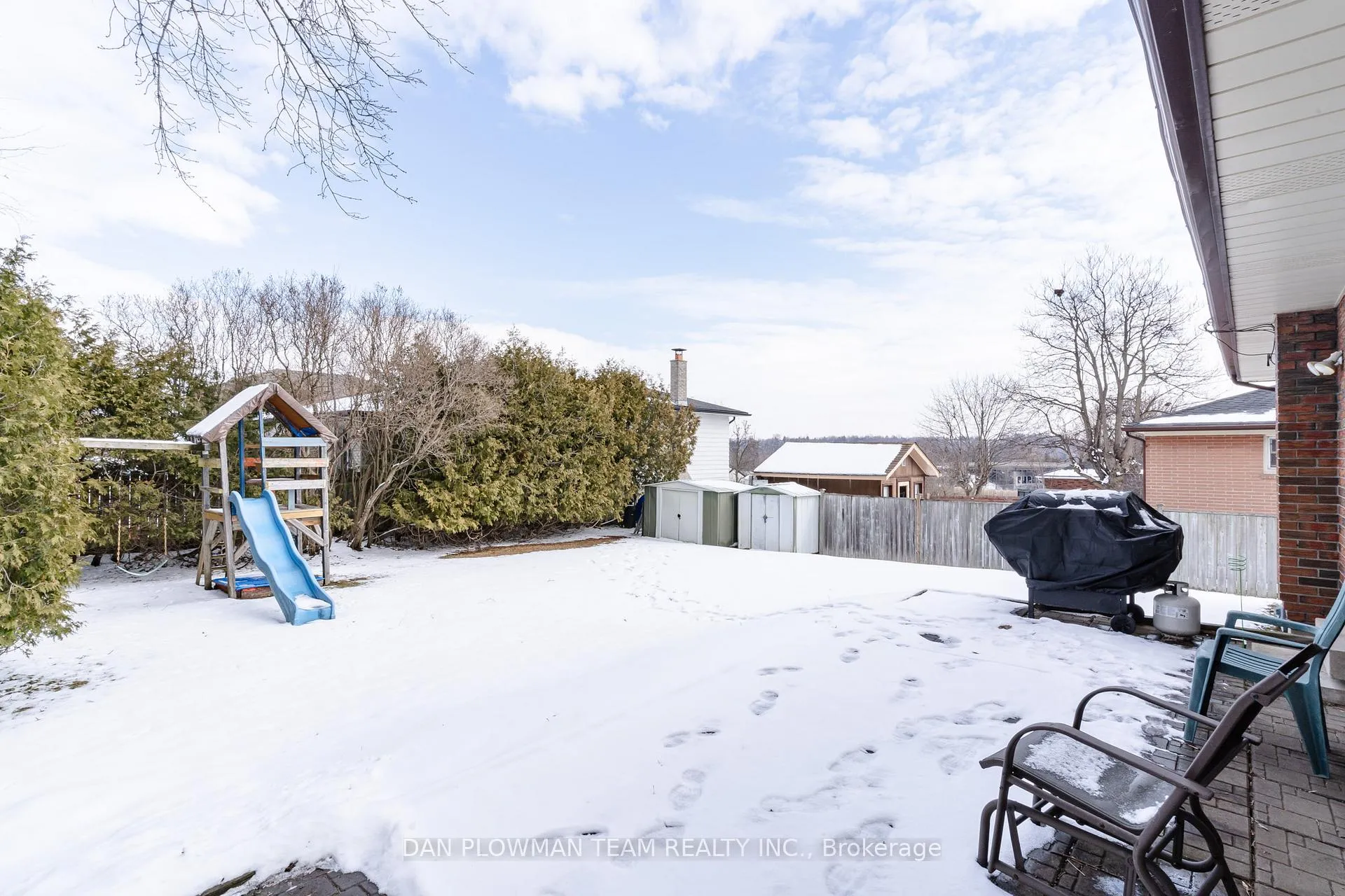 Photo 35 of 742 Chesterton Avenue, Oshawa, Donevan — HOMEH