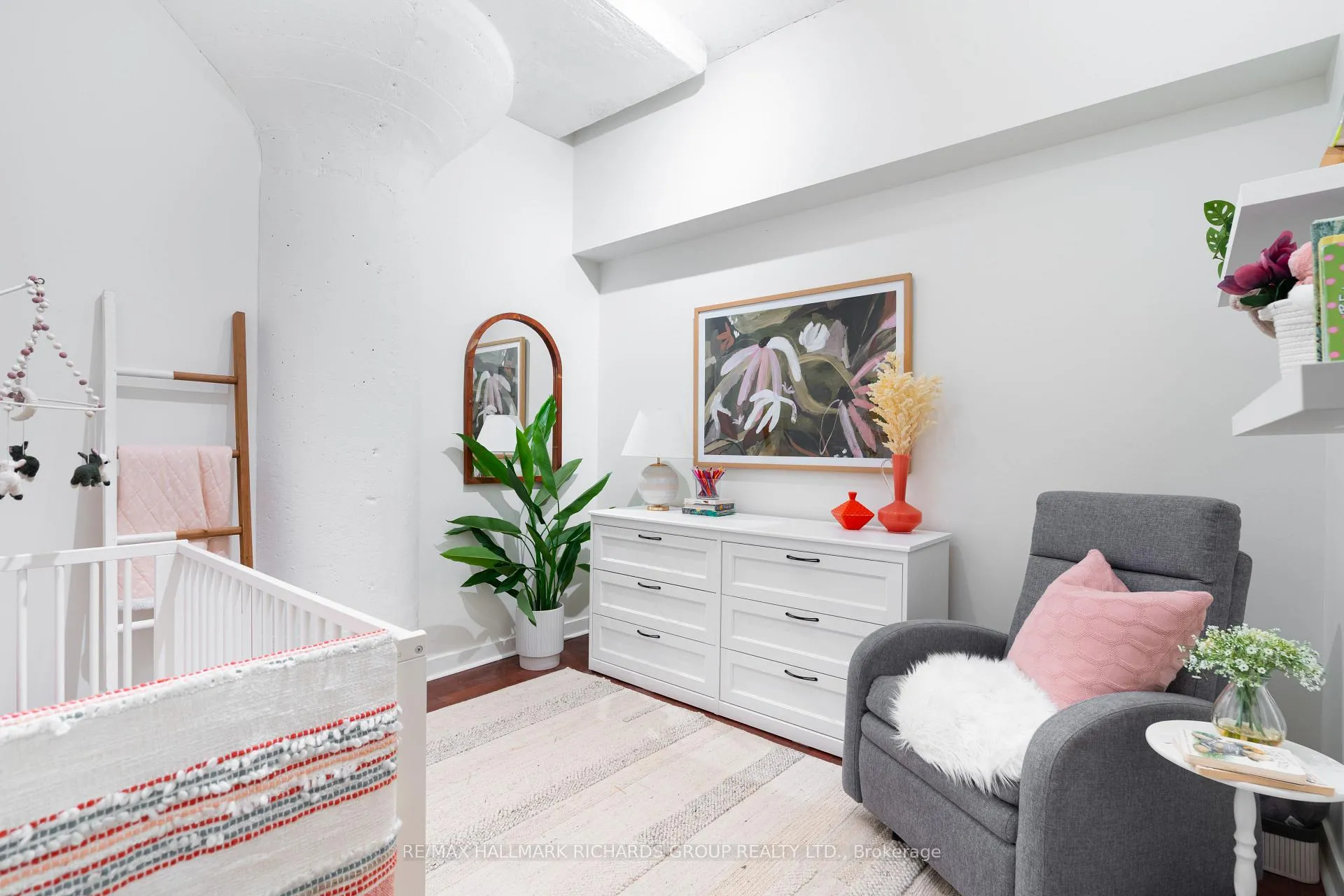 Photo 6 of Unit 942, 155 Dalhousie Street, Toronto, Church-Yonge Corridor — HOMEH