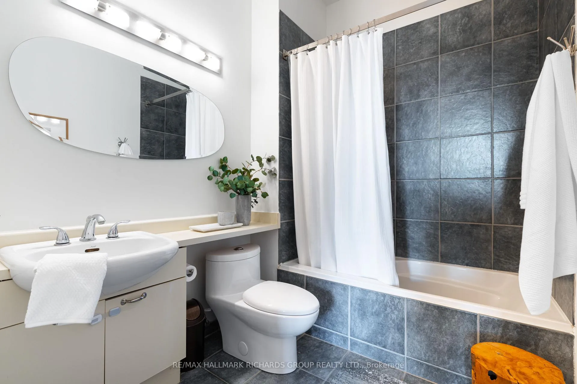 Photo 20 of Unit 942, 155 Dalhousie Street, Toronto, Church-Yonge Corridor — HOMEH