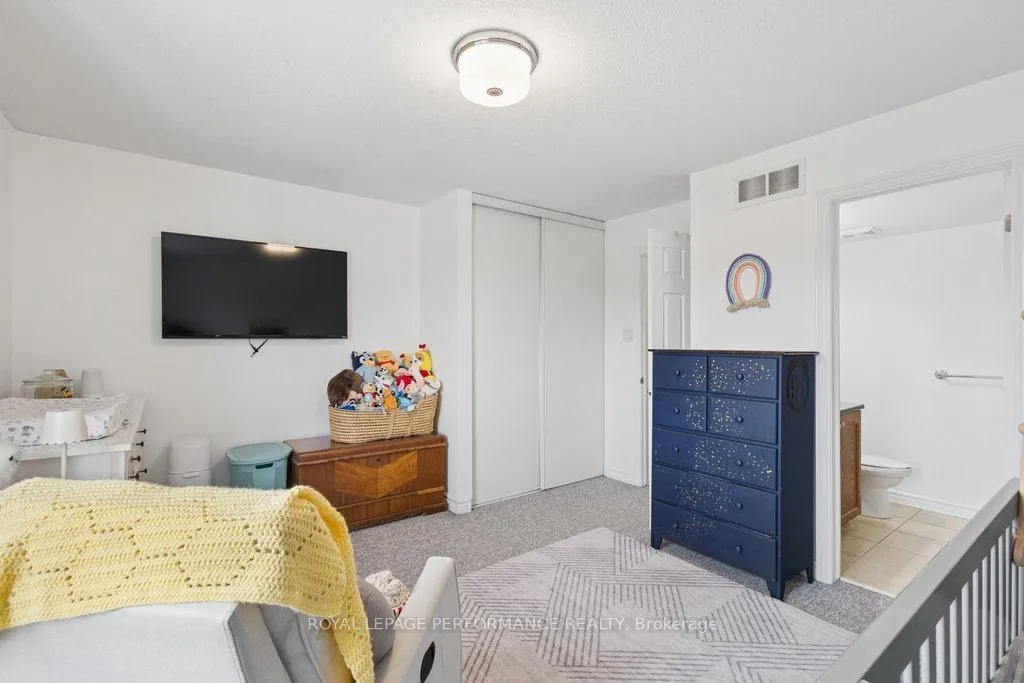 Photo 24 of Unit B, 616 Chapman Mills Drive, Ottawa, Barrhaven - Strandherd — HOMEH