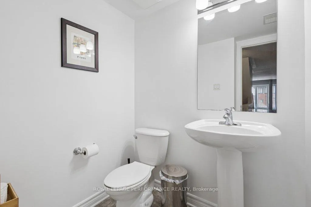 Photo 37 of Unit B, 616 Chapman Mills Drive, Ottawa, Barrhaven - Strandherd — HOMEH