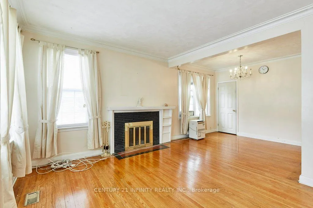Photo 8 of 1181 Valley Drive, Oshawa, Lakeview — HOMEH