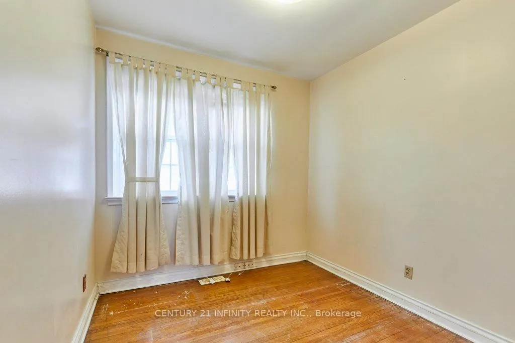 Photo 19 of 1181 Valley Drive, Oshawa, Lakeview — HOMEH