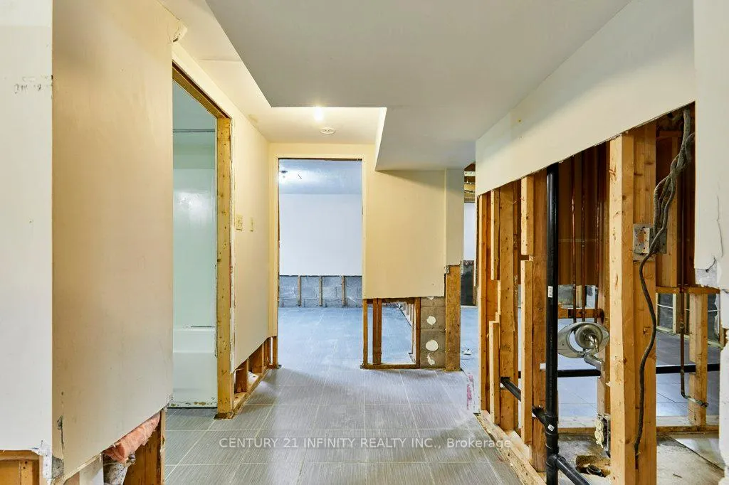 Photo 27 of 1181 Valley Drive, Oshawa, Lakeview — HOMEH