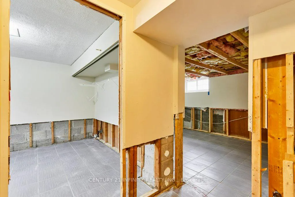 Photo 30 of 1181 Valley Drive, Oshawa, Lakeview — HOMEH
